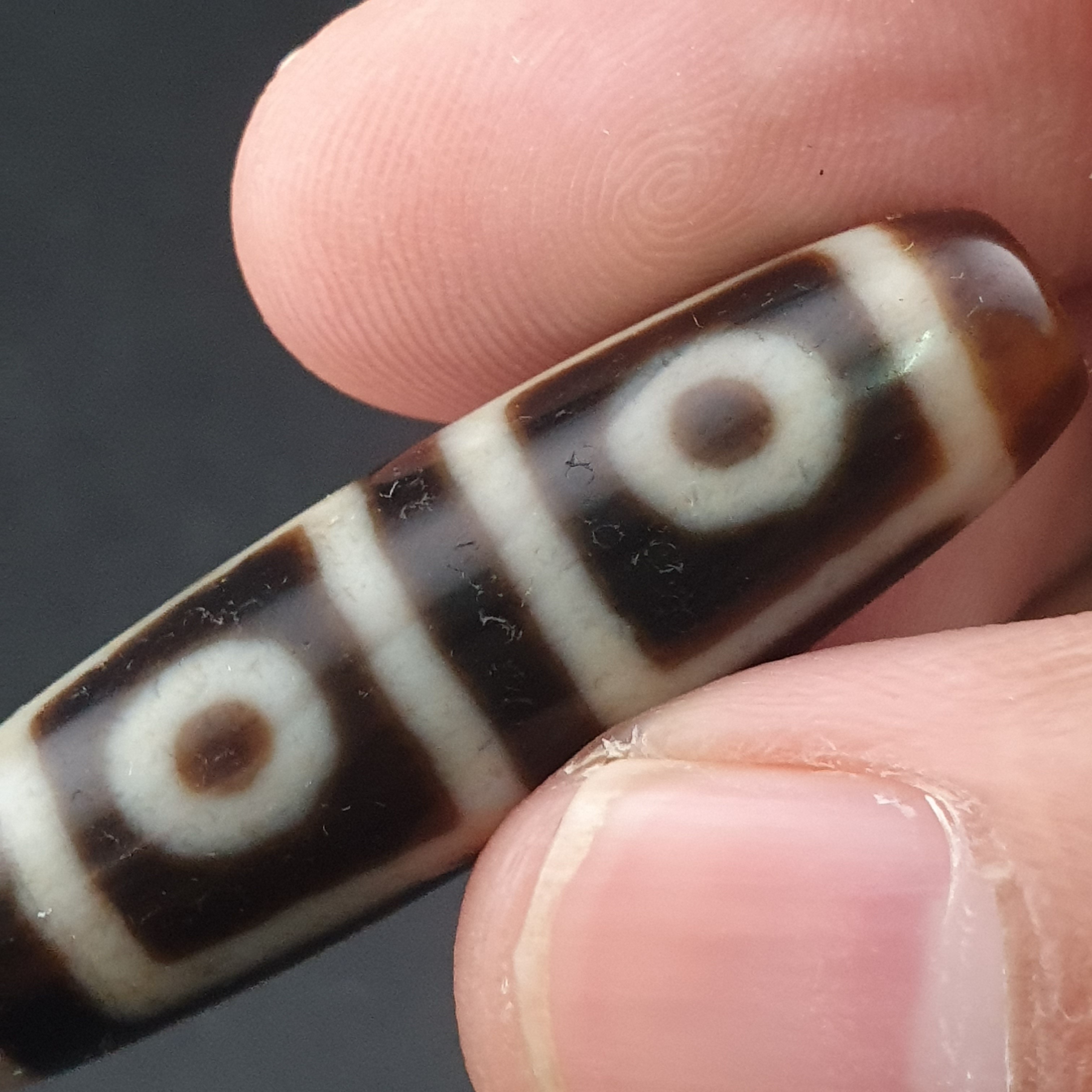 Antique 4 Eyes Himalayan Tibetan Agate Dzi Bead Amulet