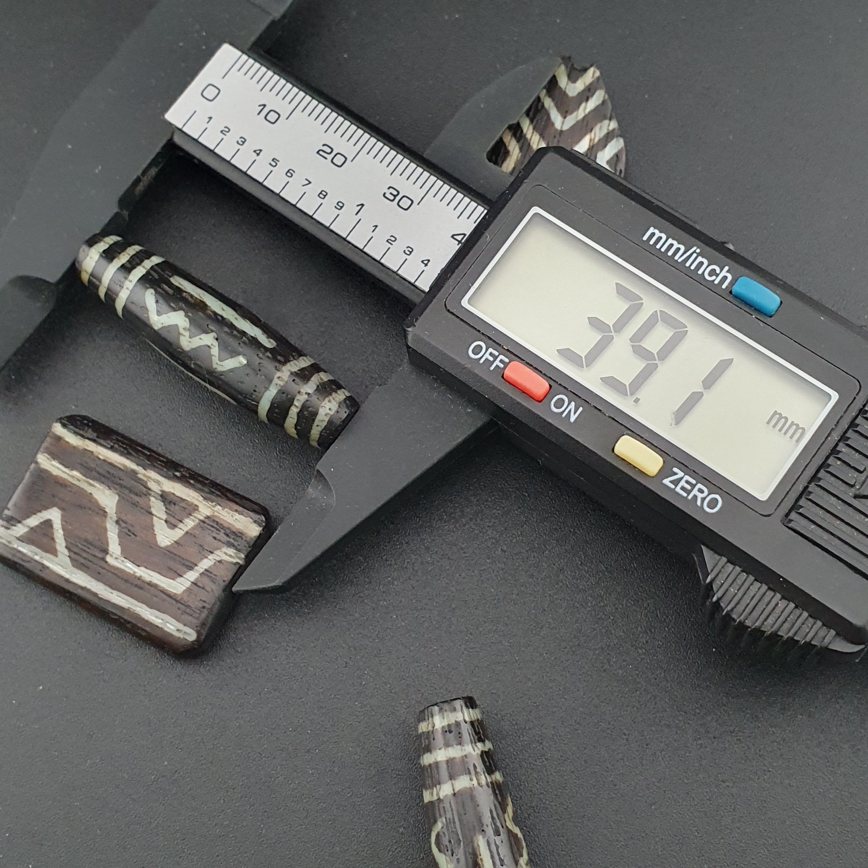 Antique Burmese Pumtek pyu Lot of 6 Beads