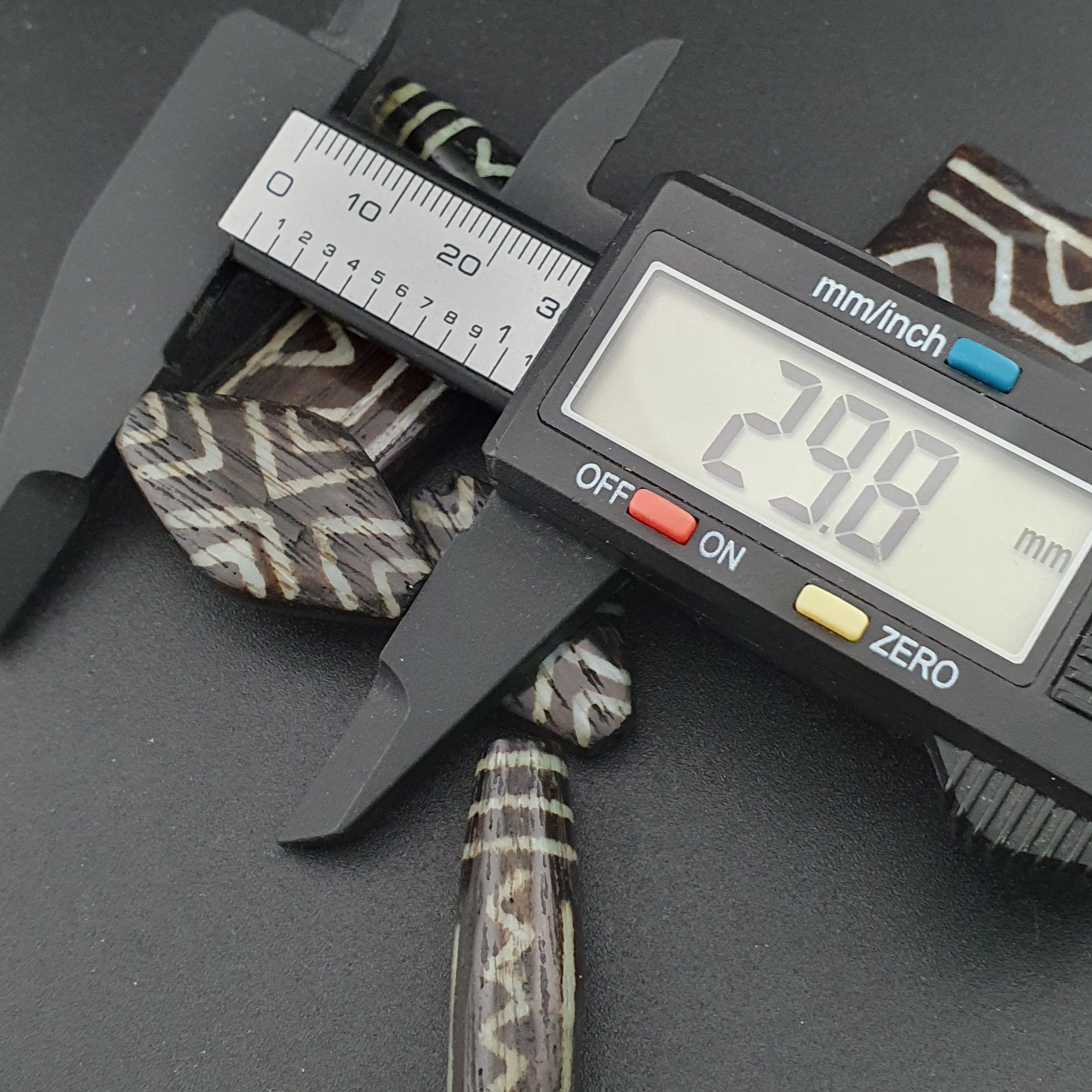 Antique Burmese Pumtek pyu Lot of 6 Beads