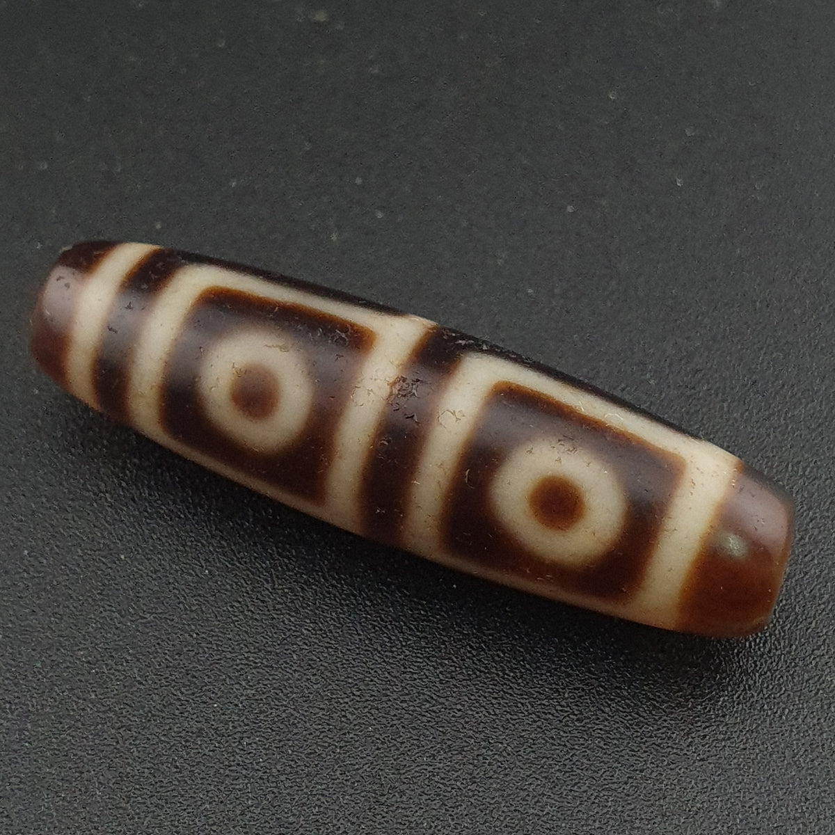 Antique Himalayan Tibetan 4 Eyes Agate Dzi Bead Amulet