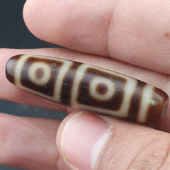 Antique Himalayan Tibetan 4 Eyes Agate Dzi Bead Amulet