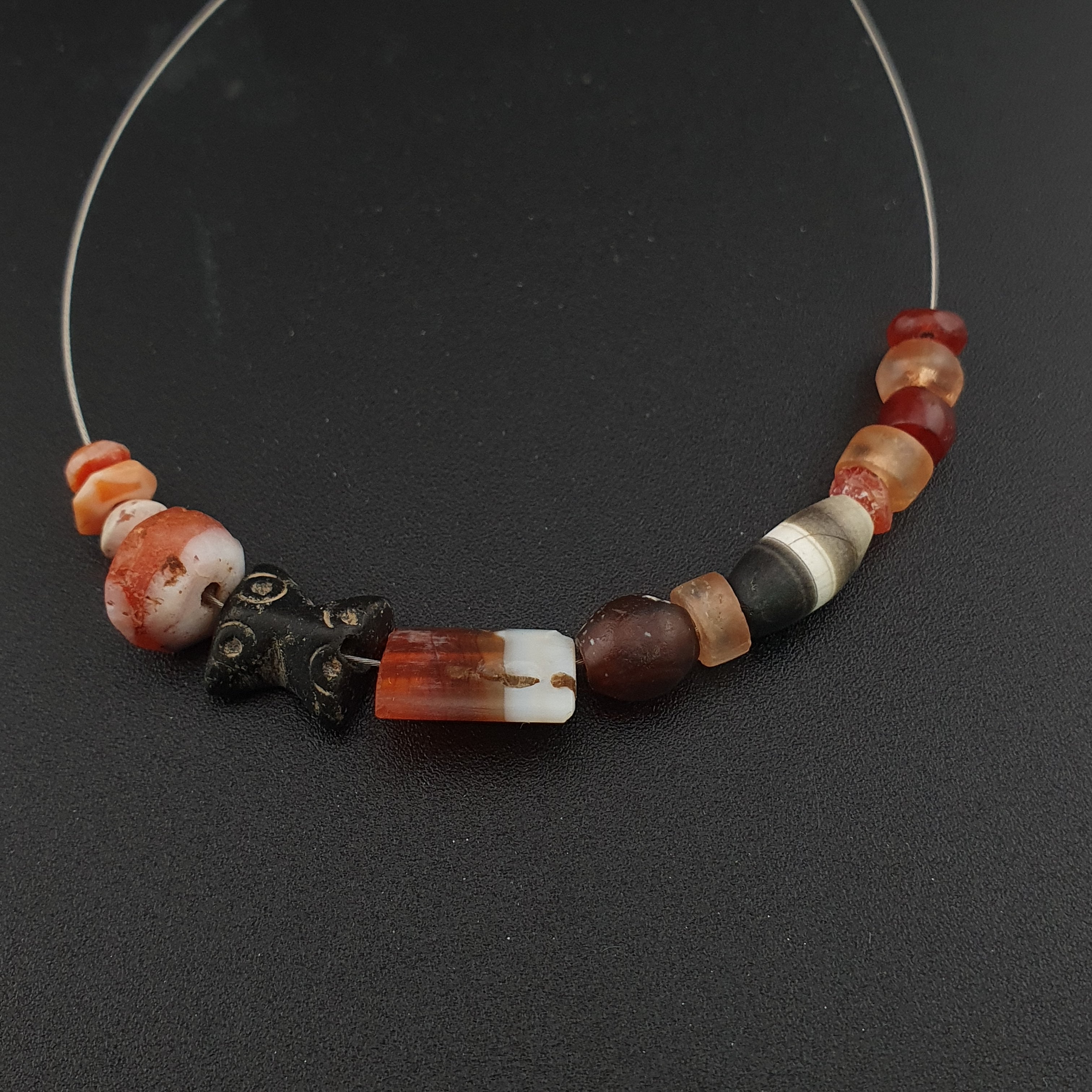 Rare Ancient Carnelian & Suleimani Agate Bead Collection – 14 Pieces