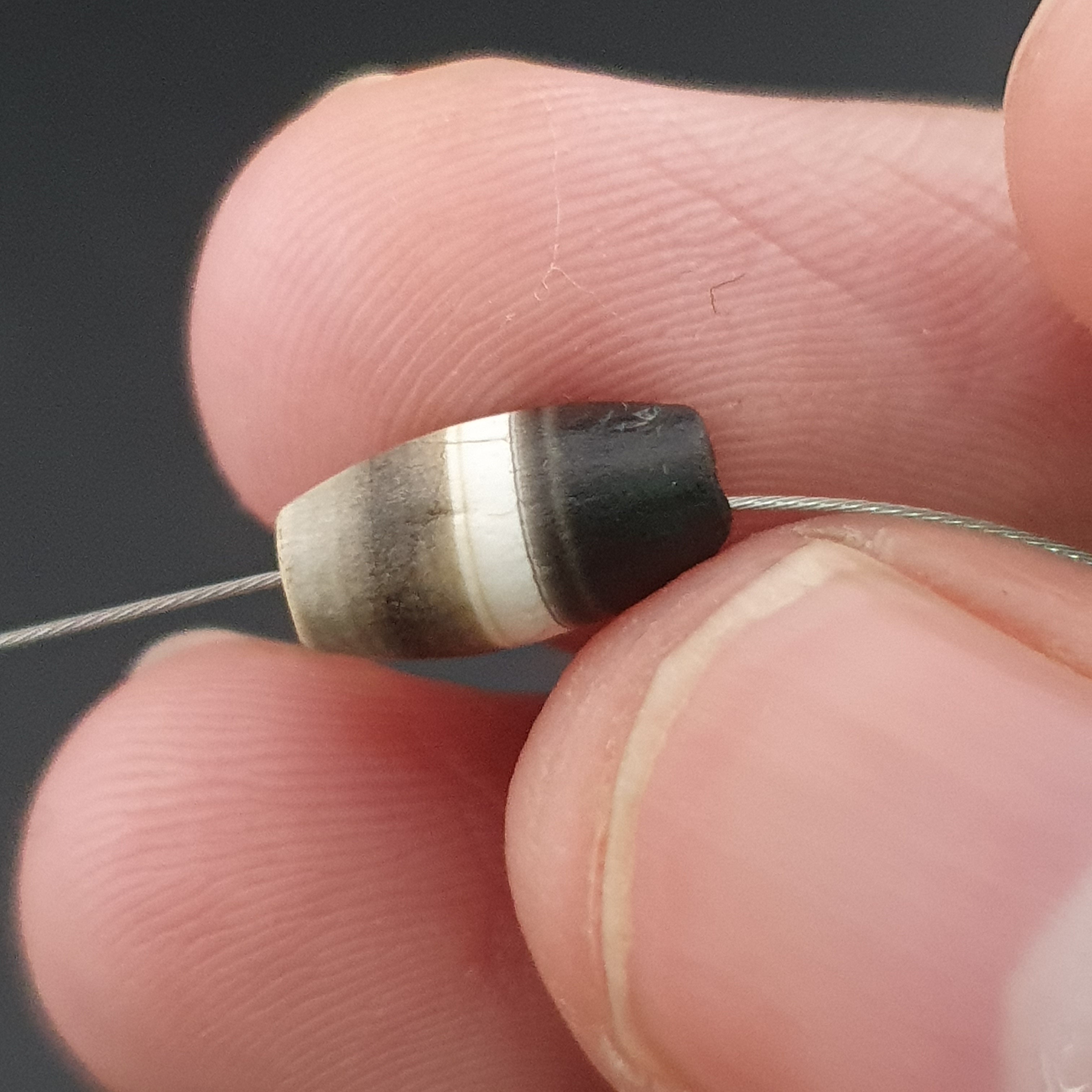 Rare Ancient Carnelian & Suleimani Agate Bead Collection – 14 Pieces