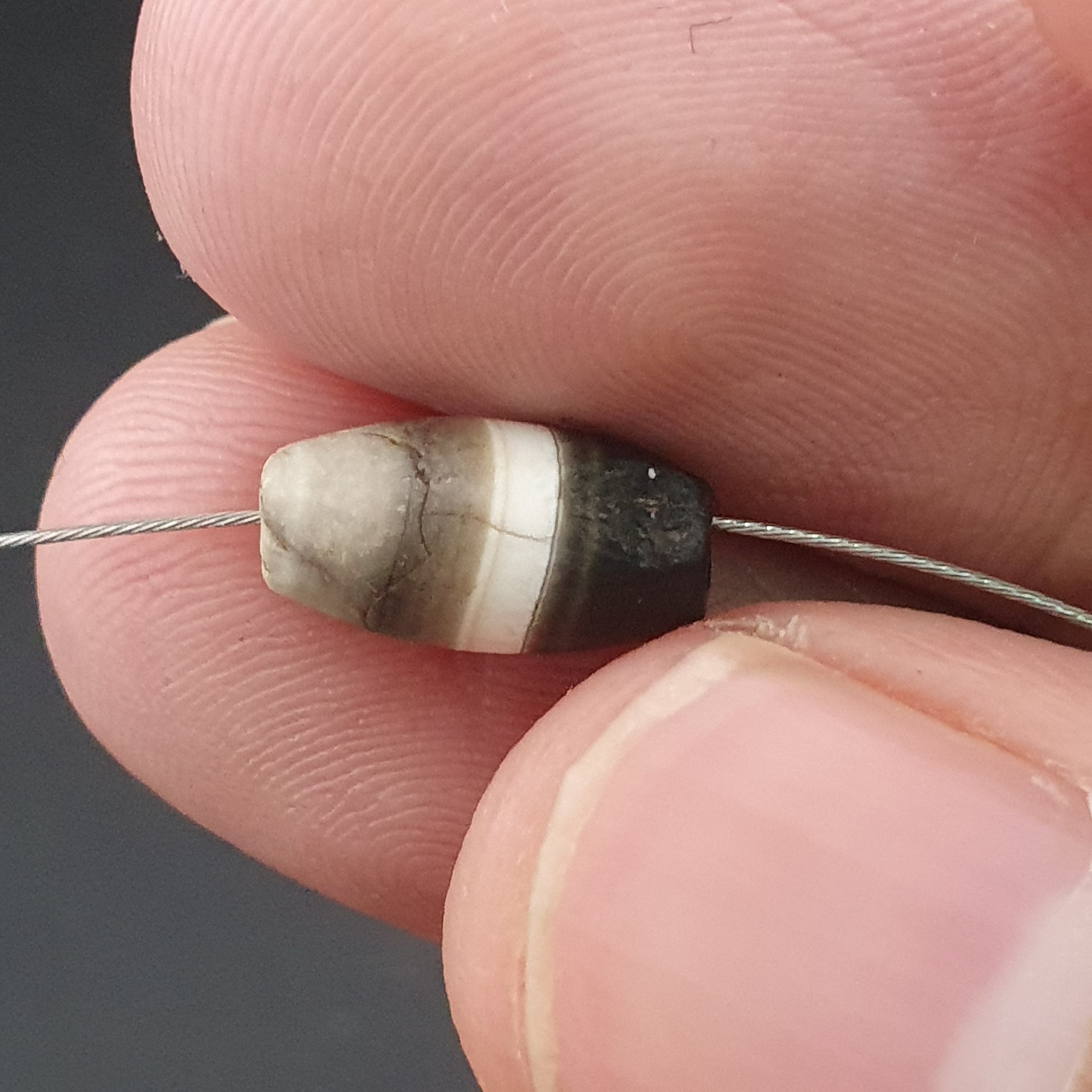 Rare Ancient Carnelian & Suleimani Agate Bead Collection – 14 Pieces