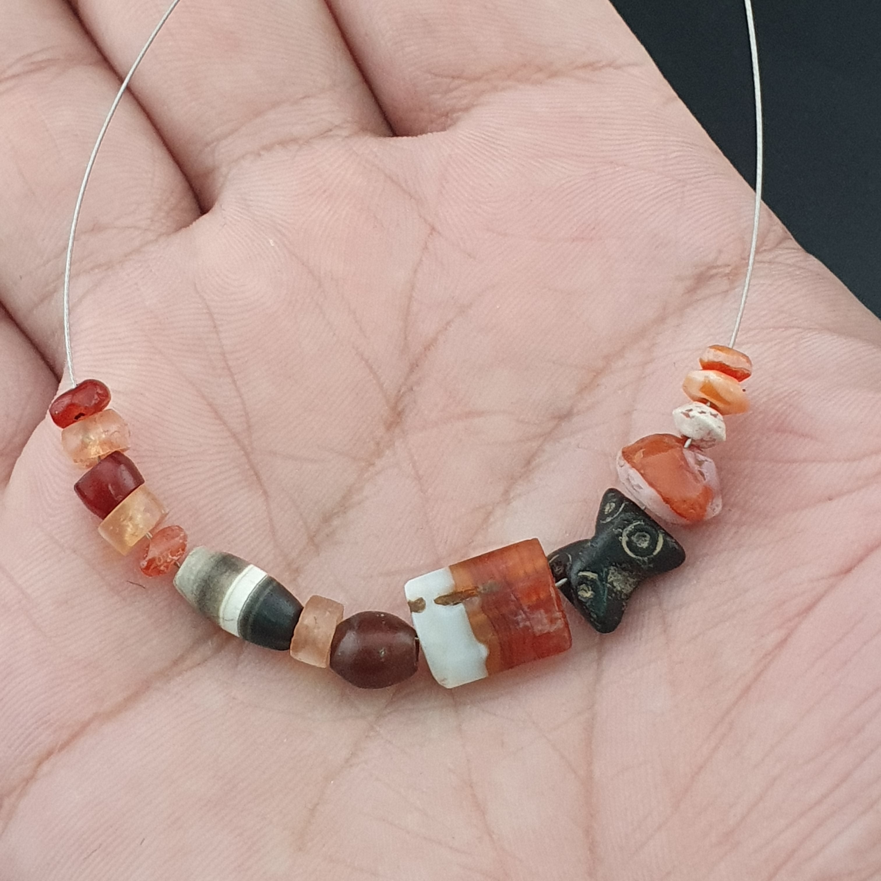 Rare Ancient Carnelian & Suleimani Agate Bead Collection – 14 Pieces