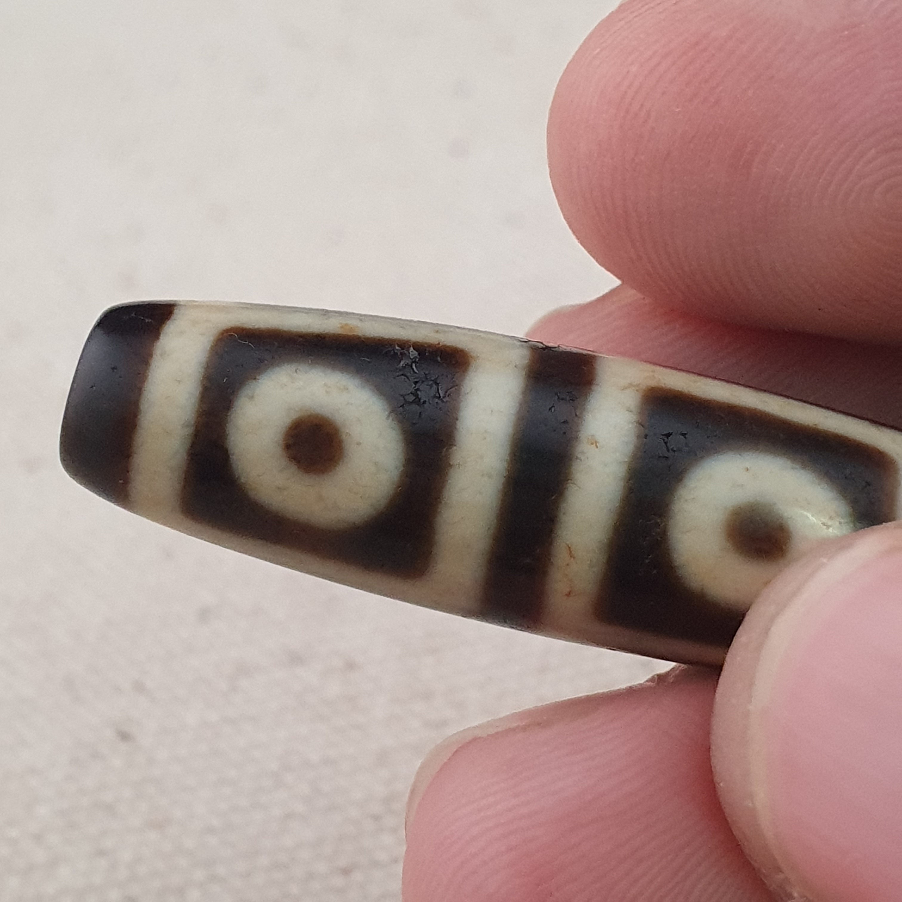 Rare Antique Himalayan Tibetan 4 Eyes Agate Dzi Bead Amulet