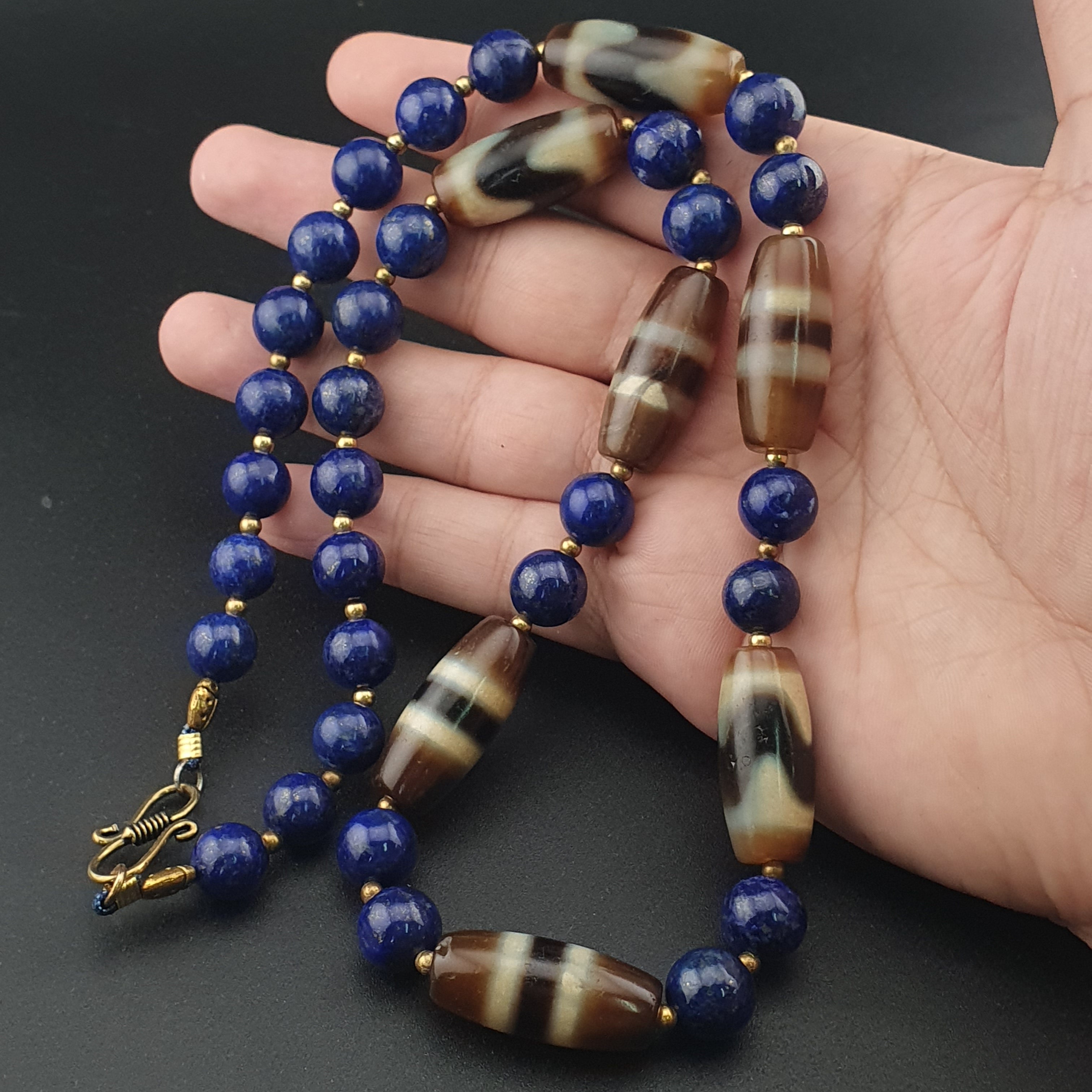 Vintage Himalayan Tibetan Zigzag & Stripe Pattern Agate Beads With LapisLazuli Necklace