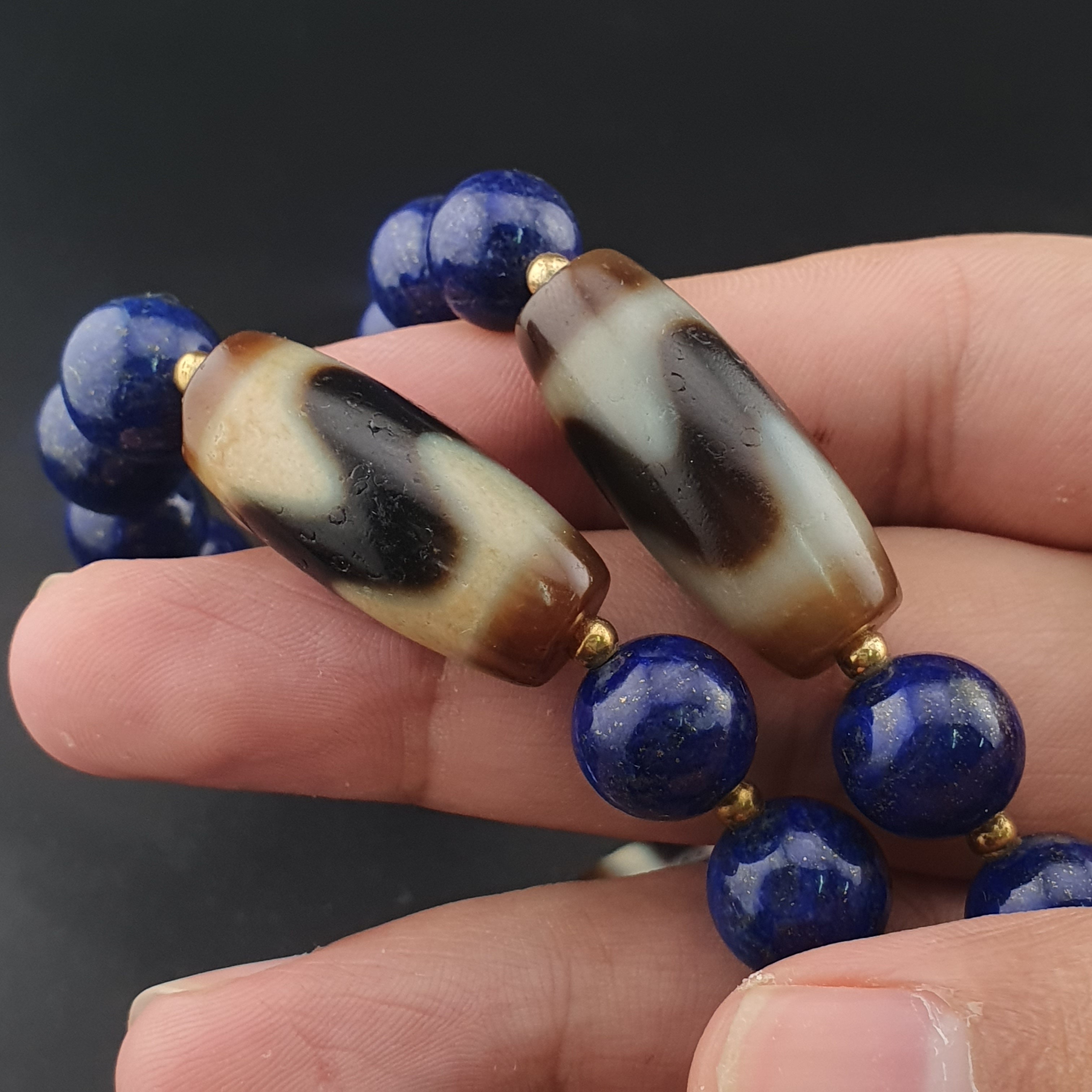 Vintage Himalayan Tibetan Zigzag & Stripe Pattern Agate Beads With LapisLazuli Necklace