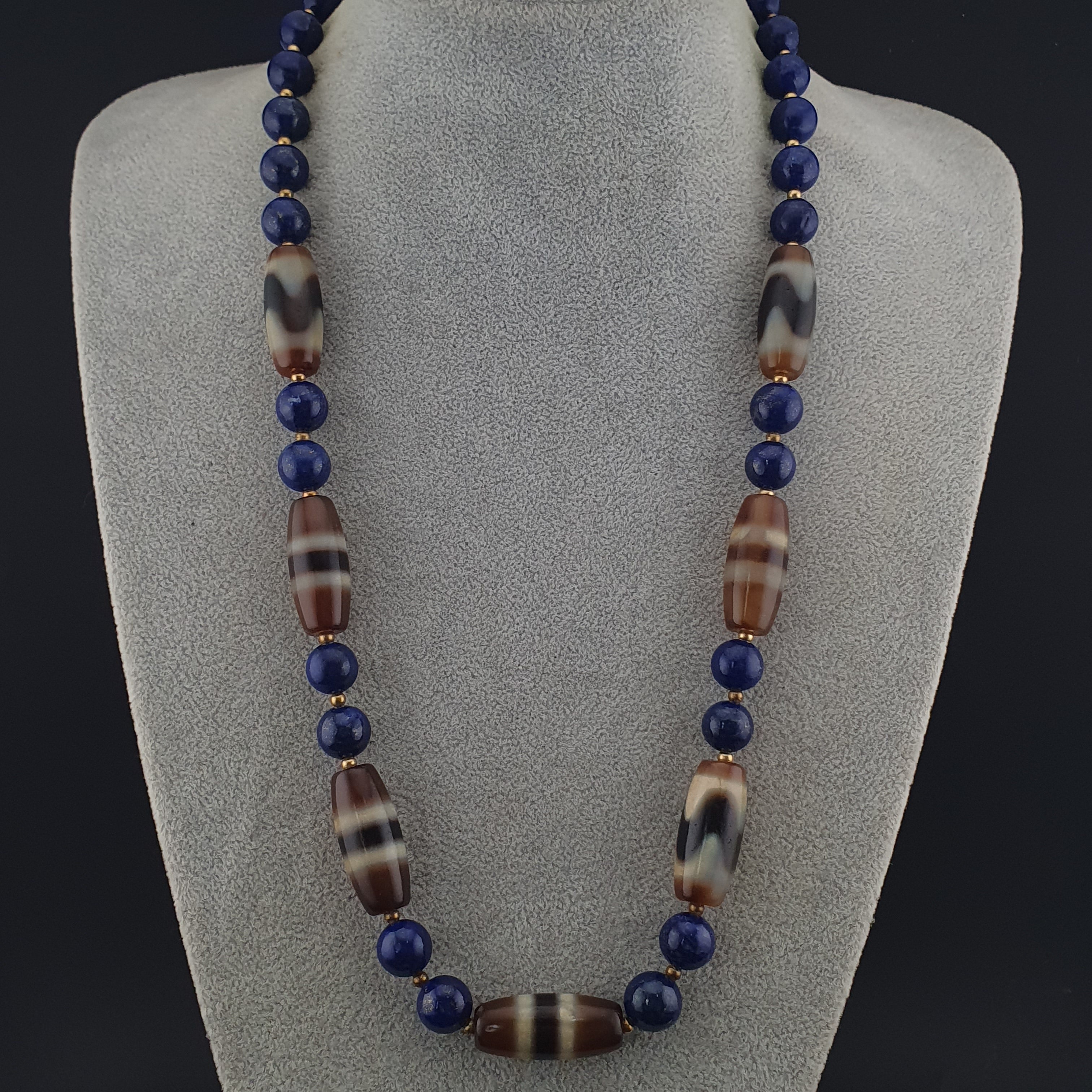 Vintage Himalayan Tibetan Zigzag & Stripe Pattern Agate Beads With LapisLazuli Necklace