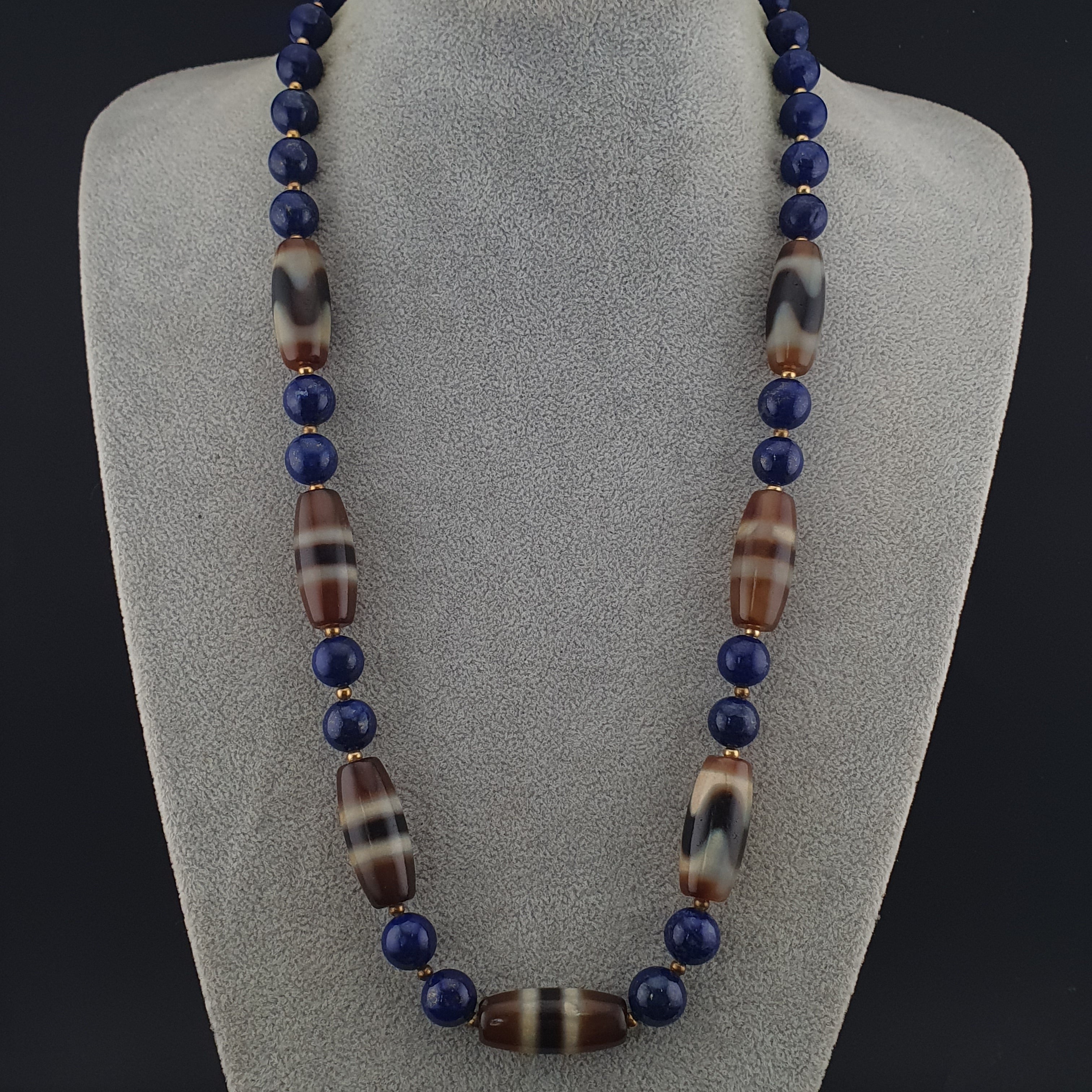 Vintage Himalayan Tibetan Zigzag & Stripe Pattern Agate Beads With LapisLazuli Necklace