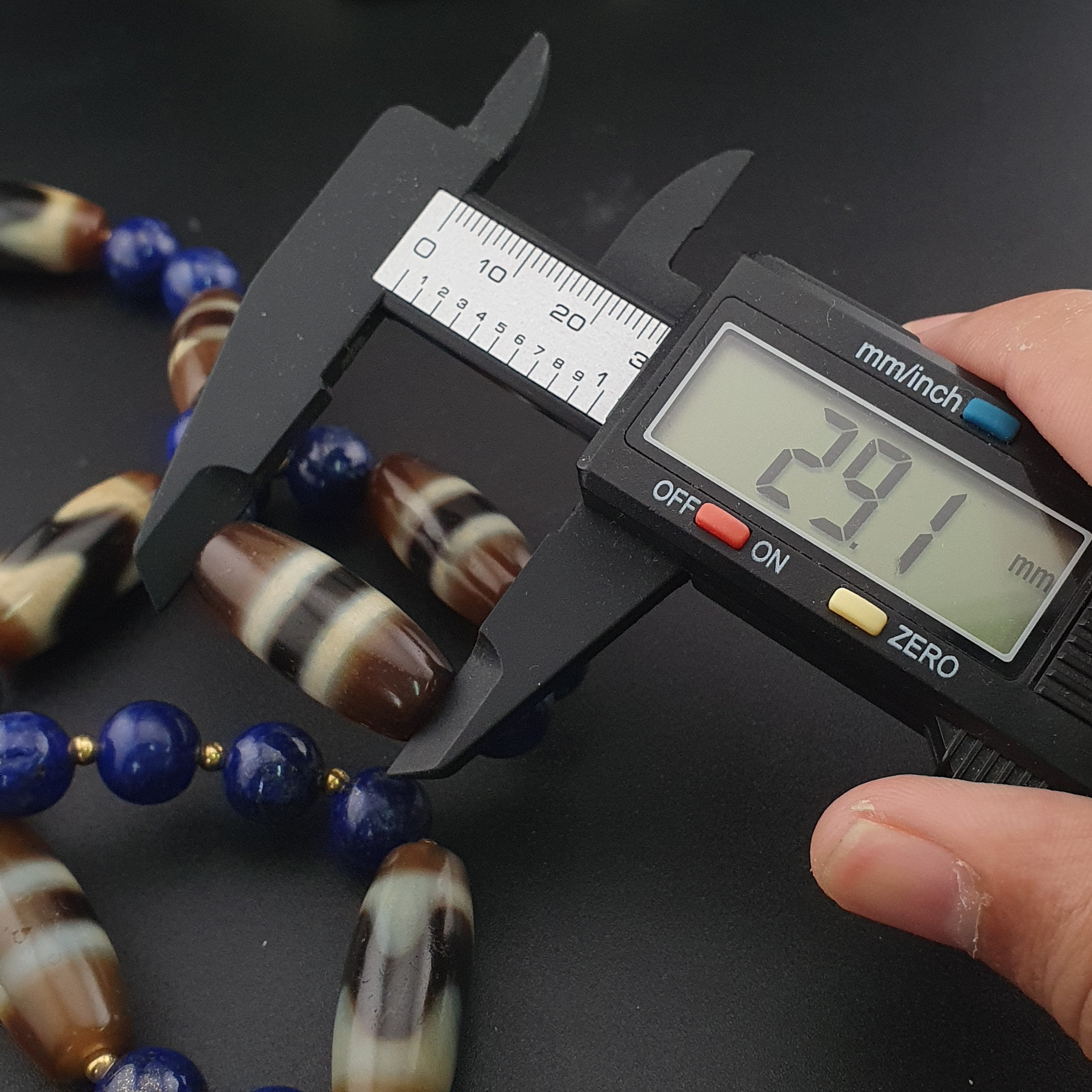 Vintage Himalayan Tibetan Zigzag & Stripe Pattern Agate Beads With LapisLazuli Necklace