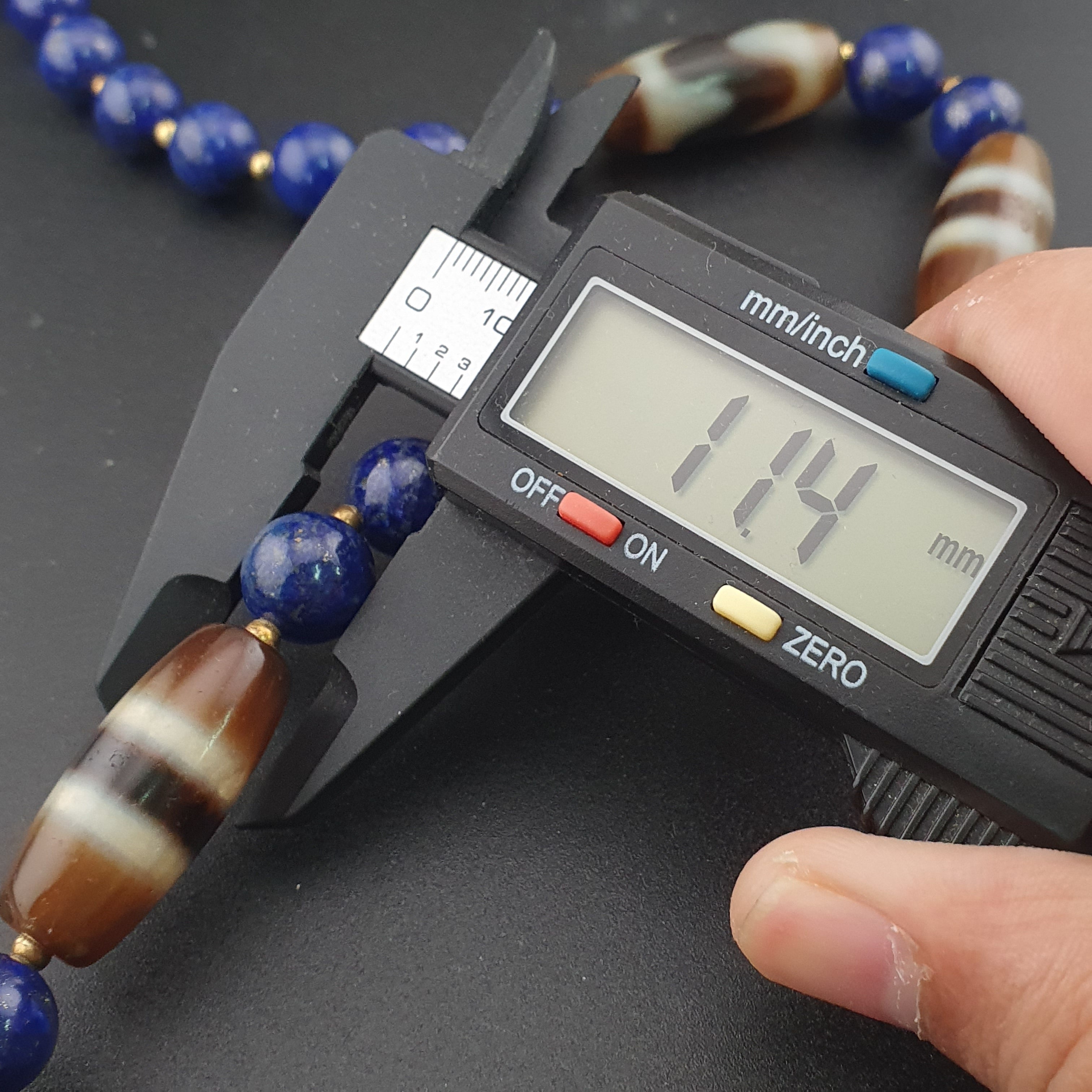 Vintage Himalayan Tibetan Zigzag & Stripe Pattern Agate Beads With LapisLazuli Necklace