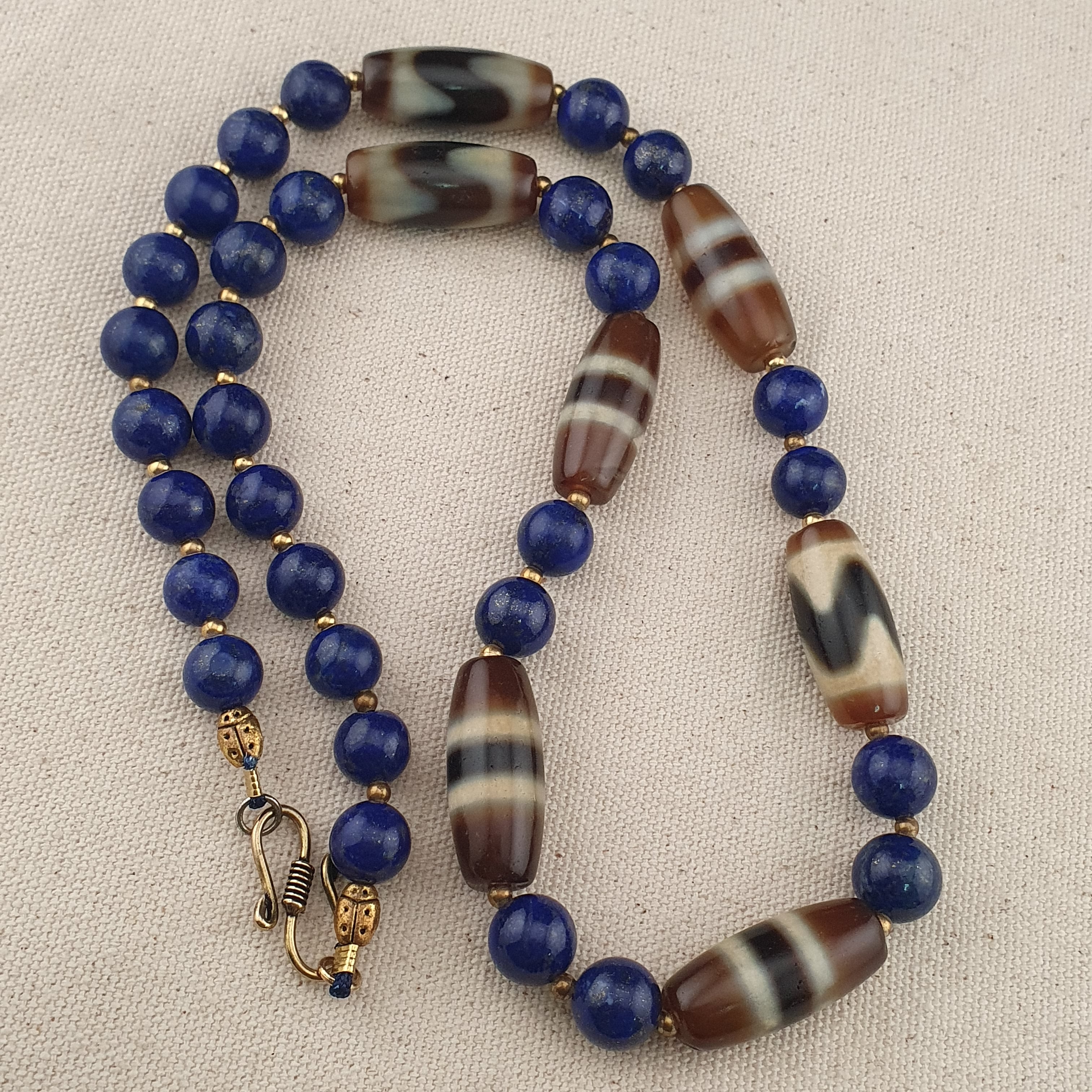 Vintage Himalayan Tibetan Zigzag & Stripe Pattern Agate Beads With LapisLazuli Necklace