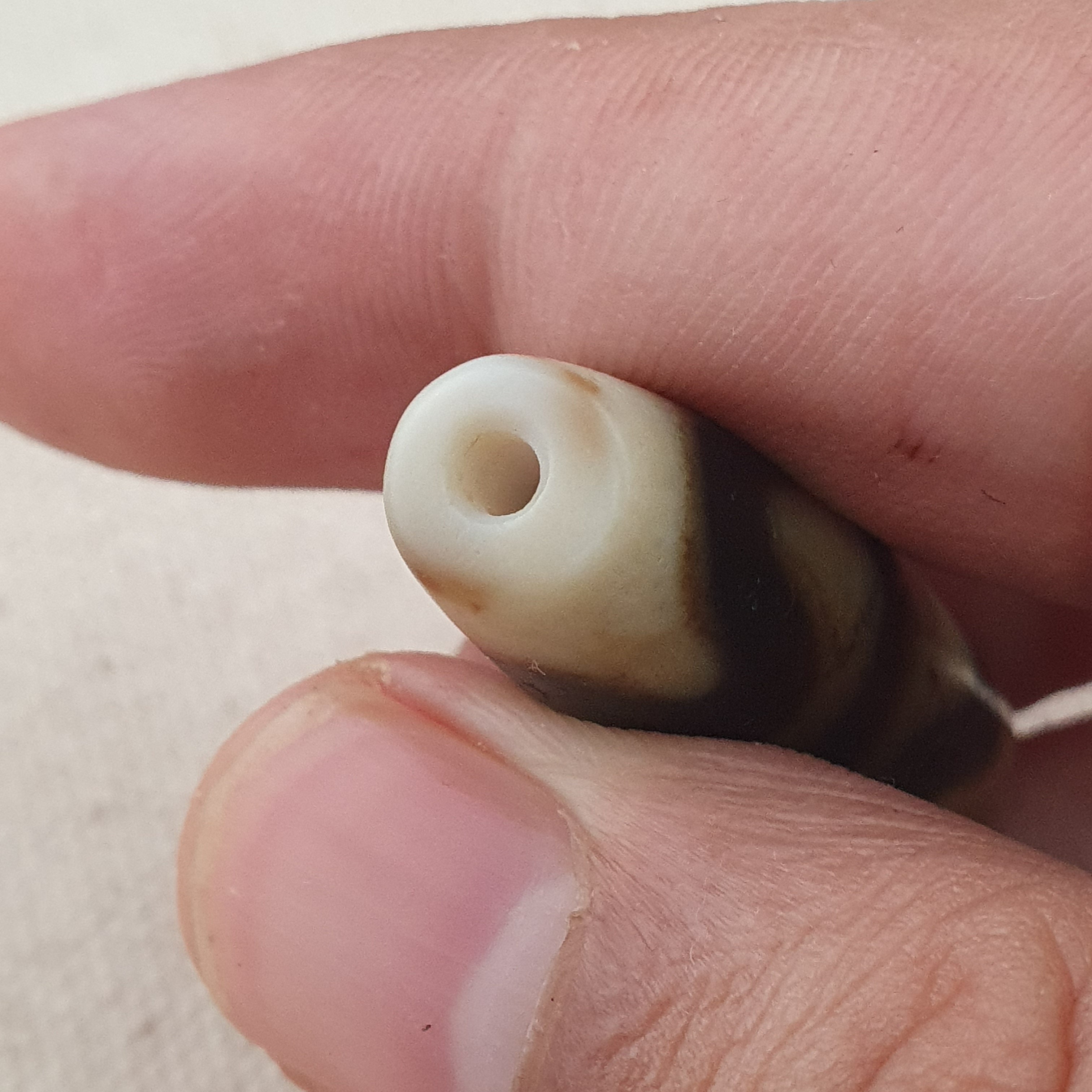 Vintage Himalayan Tibetan Zigzag & Stripe Pattern Agate Bead Amulet