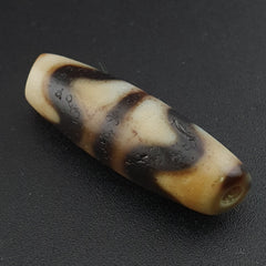 Vintage Himalayan Tibetan Zigzag & Stripe Pattern Agate Bead Amulet