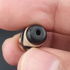 Vintage 2 Eyes Himalayan Tibetan Agate Dzi bead Amulet Lot of 3