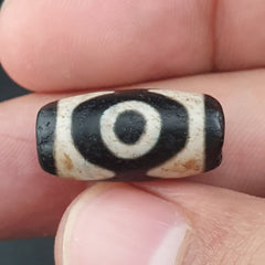 Vintage 2 Eyes Himalayan Tibetan Agate Dzi bead Amulet Lot of 3
