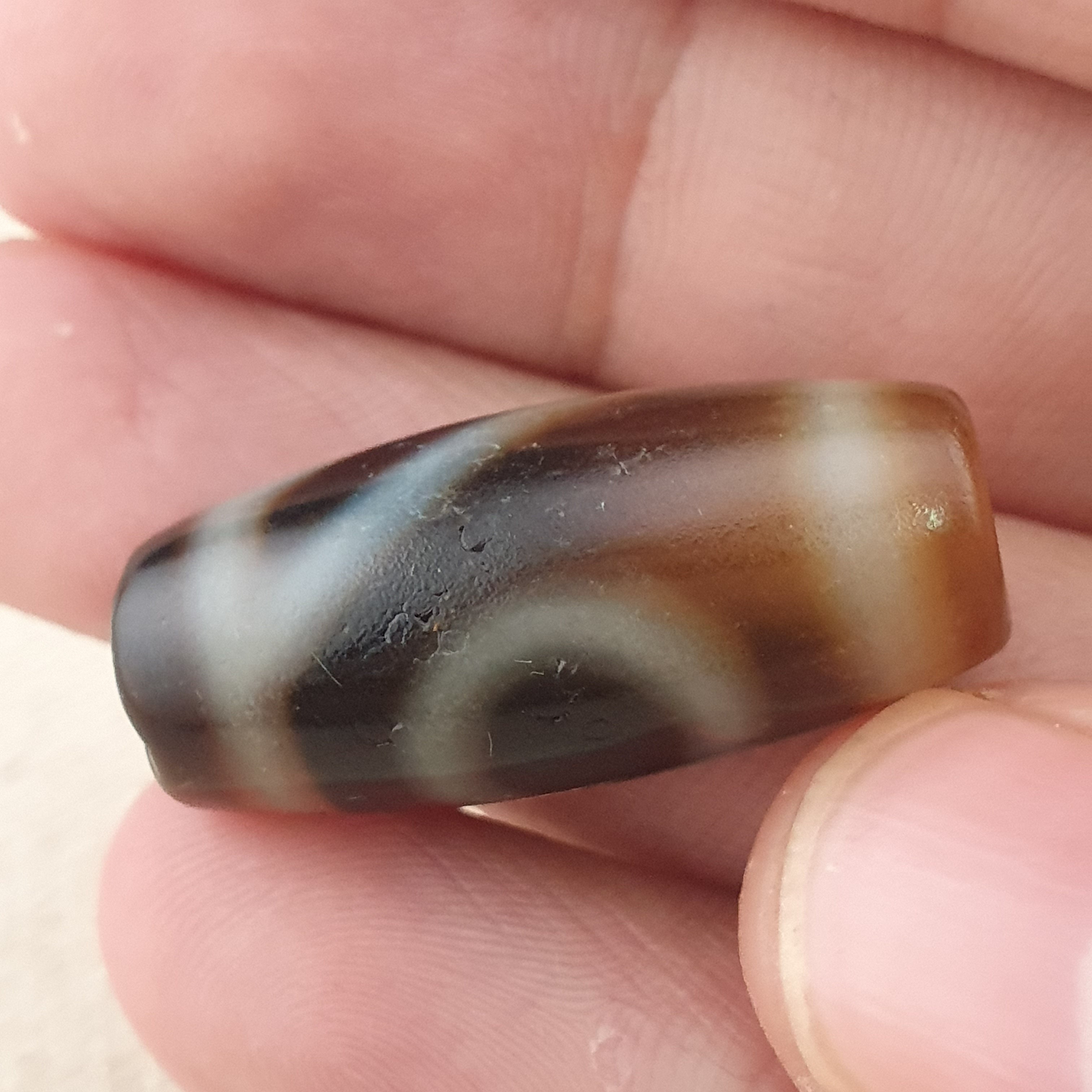 Vintage Himalayan Tibetan 1 Eye Agate Unique Pattern Dzi Bead Amulet