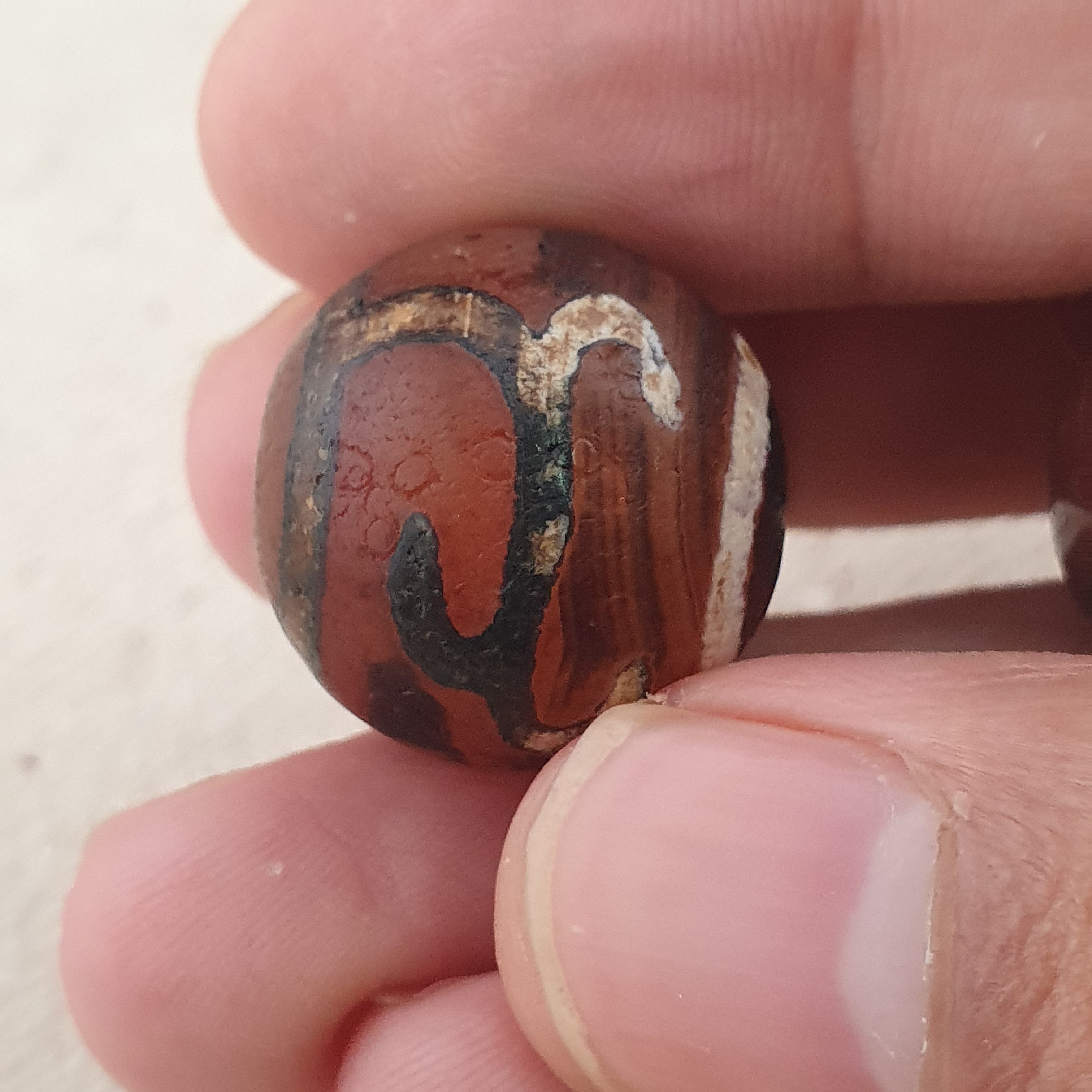 Vintage Etched Carnelian Agate Unique Pattern Beads Amulets
