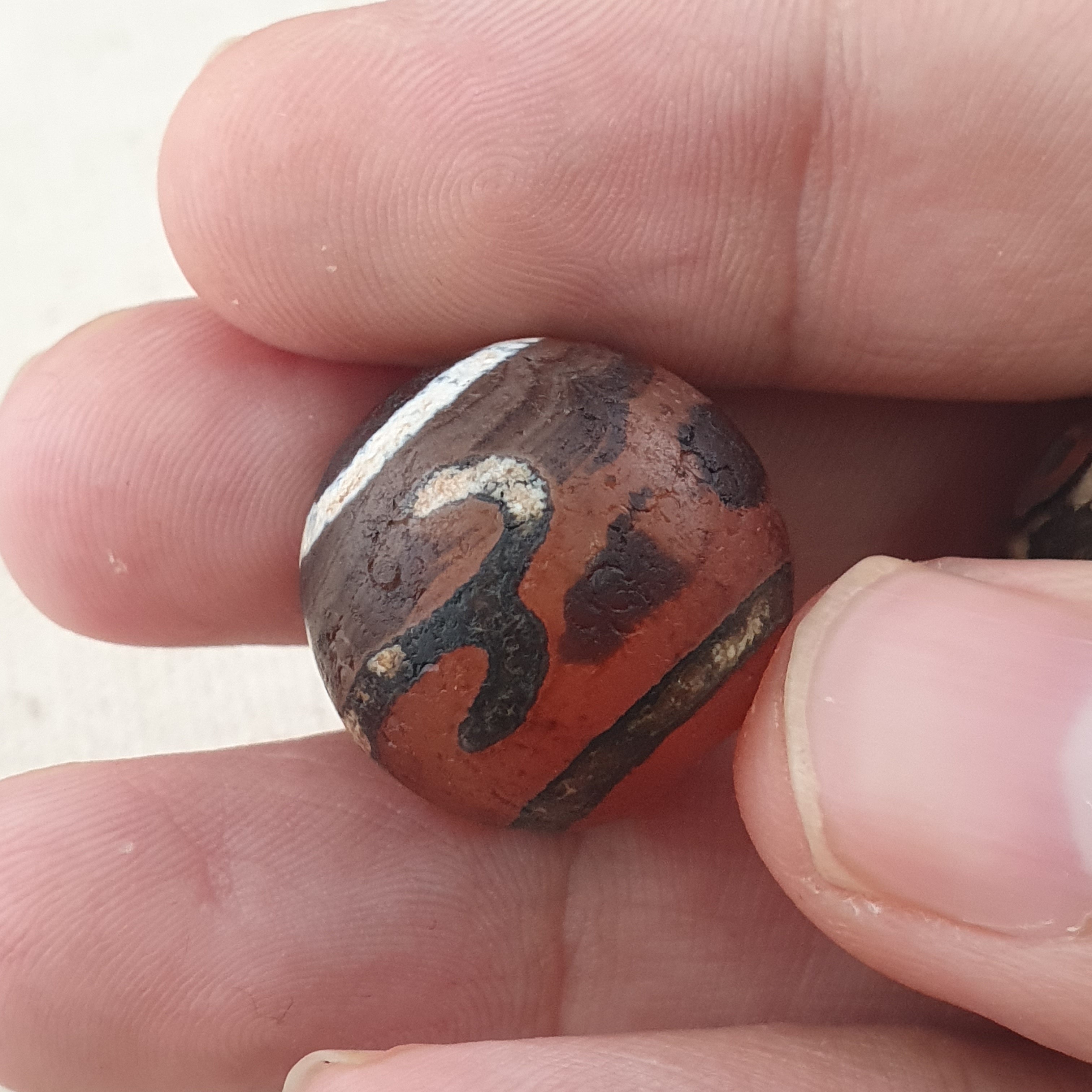 Vintage Etched Carnelian Agate Unique Pattern Beads Amulets