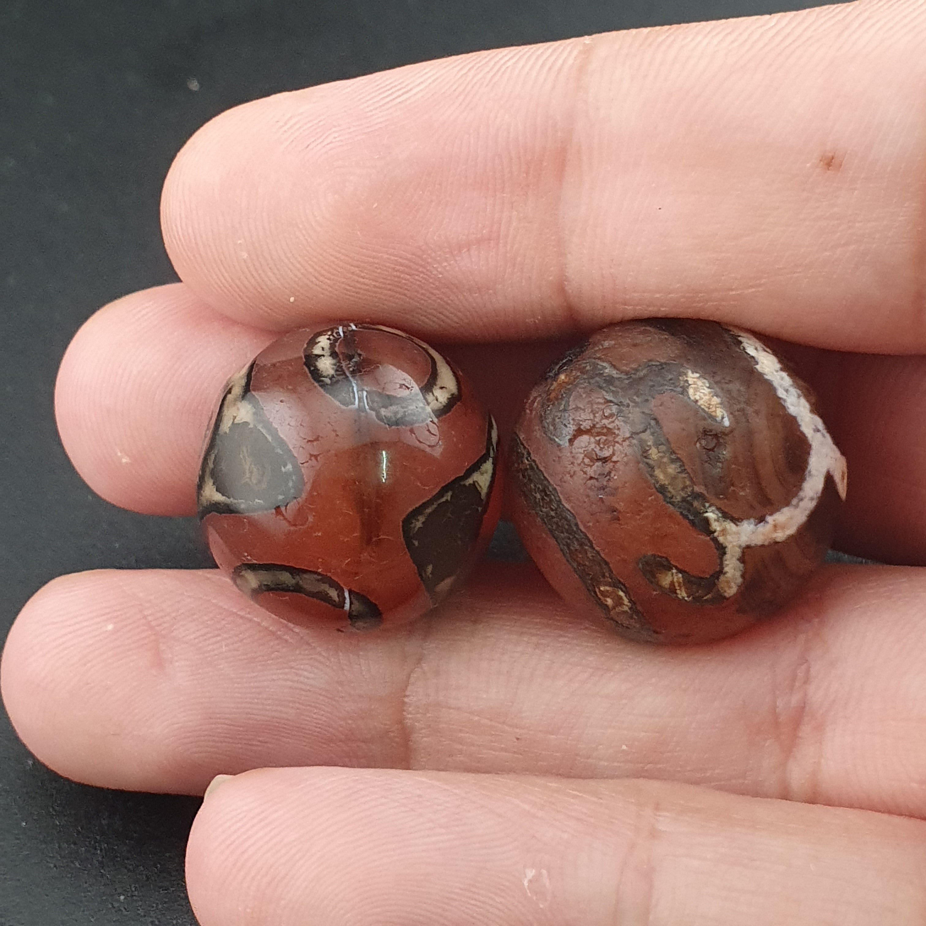 Vintage Etched Carnelian Agate Unique Pattern Beads Amulets