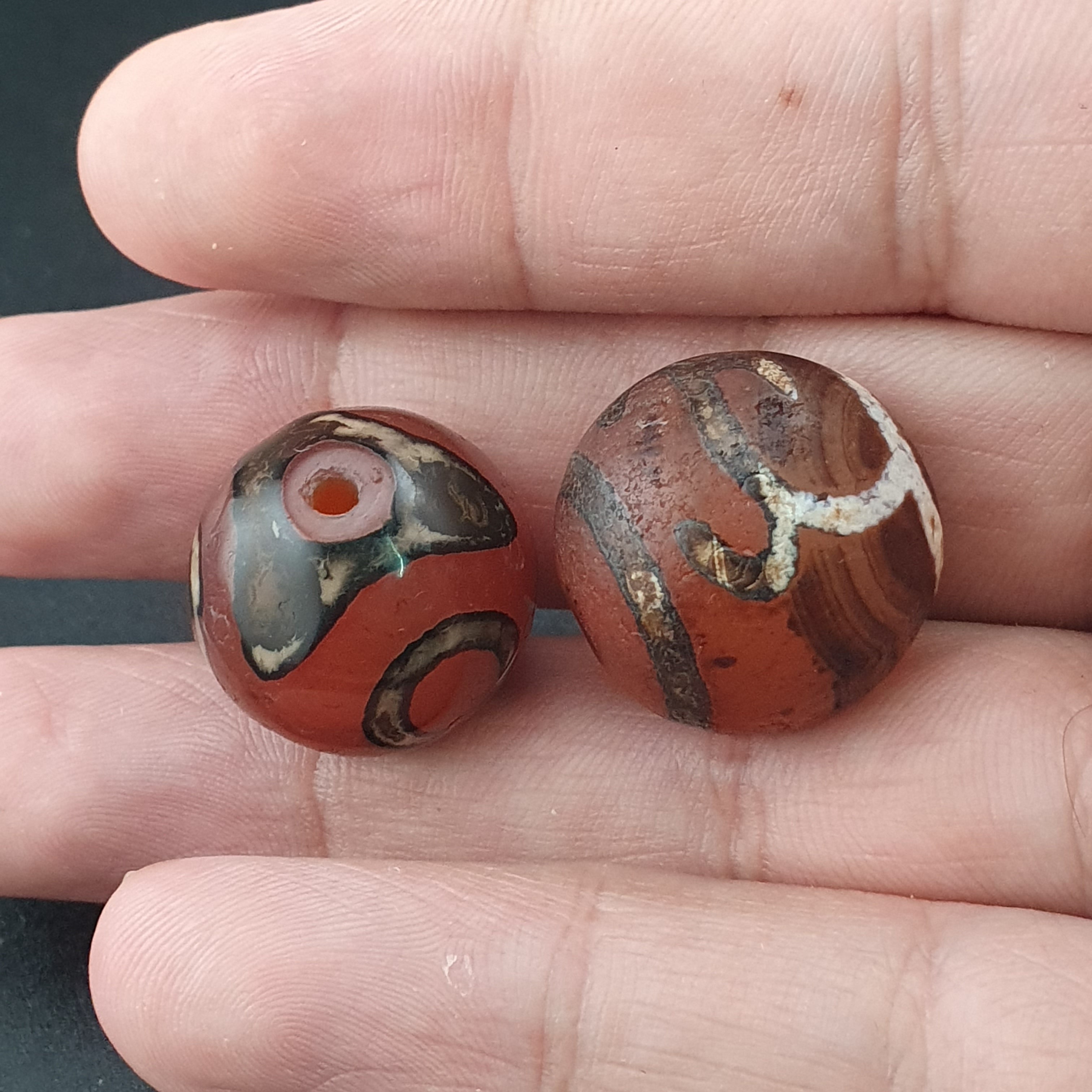 Vintage Etched Carnelian Agate Unique Pattern Beads Amulets