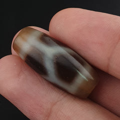 Vintage Himalayan Tibetan ChainLink Pattern Agate Dzi Bead Amulet