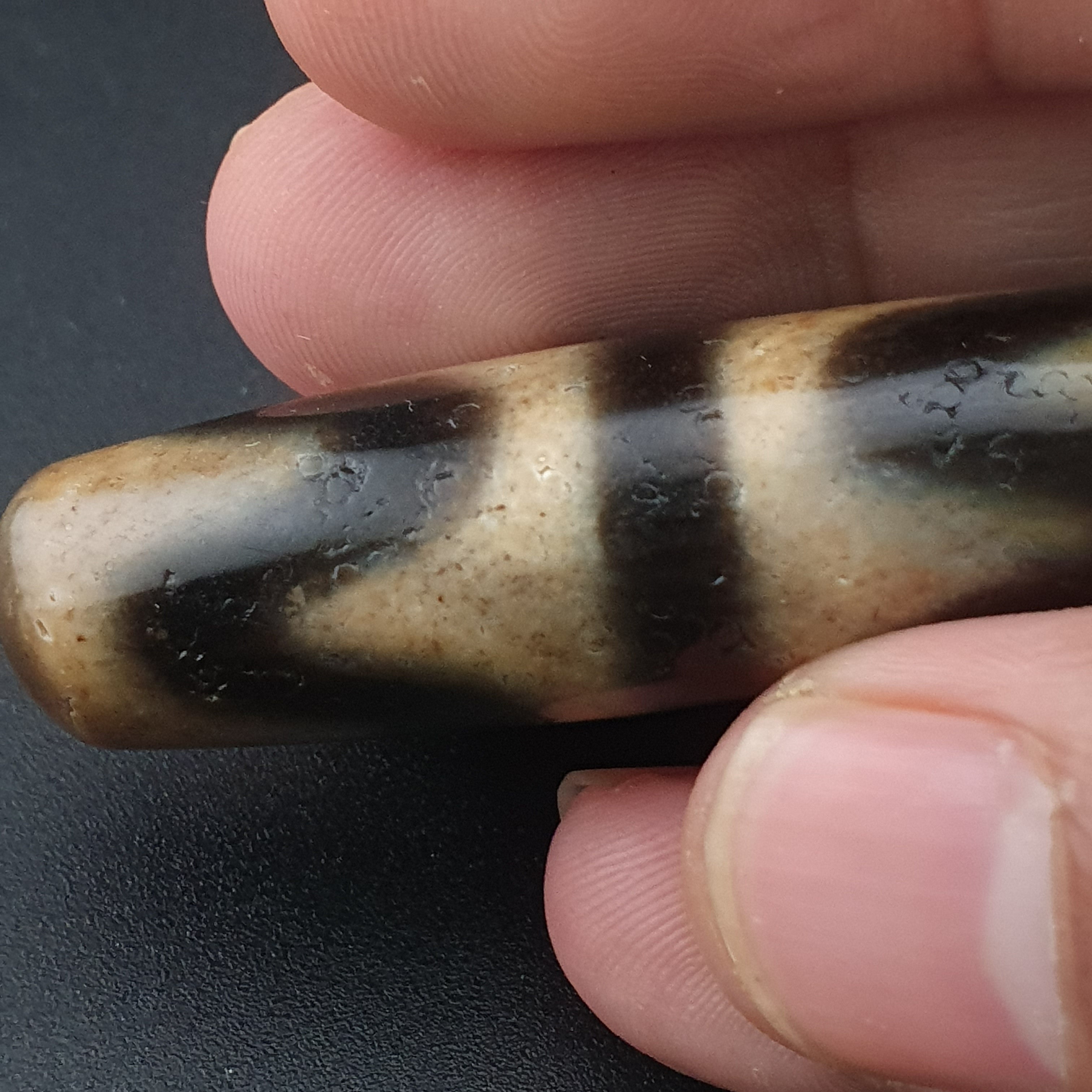 Vintage Himalayan Tibetan Agate ZigZag & Stripe Pattern Agate Dzi Bead Amulet