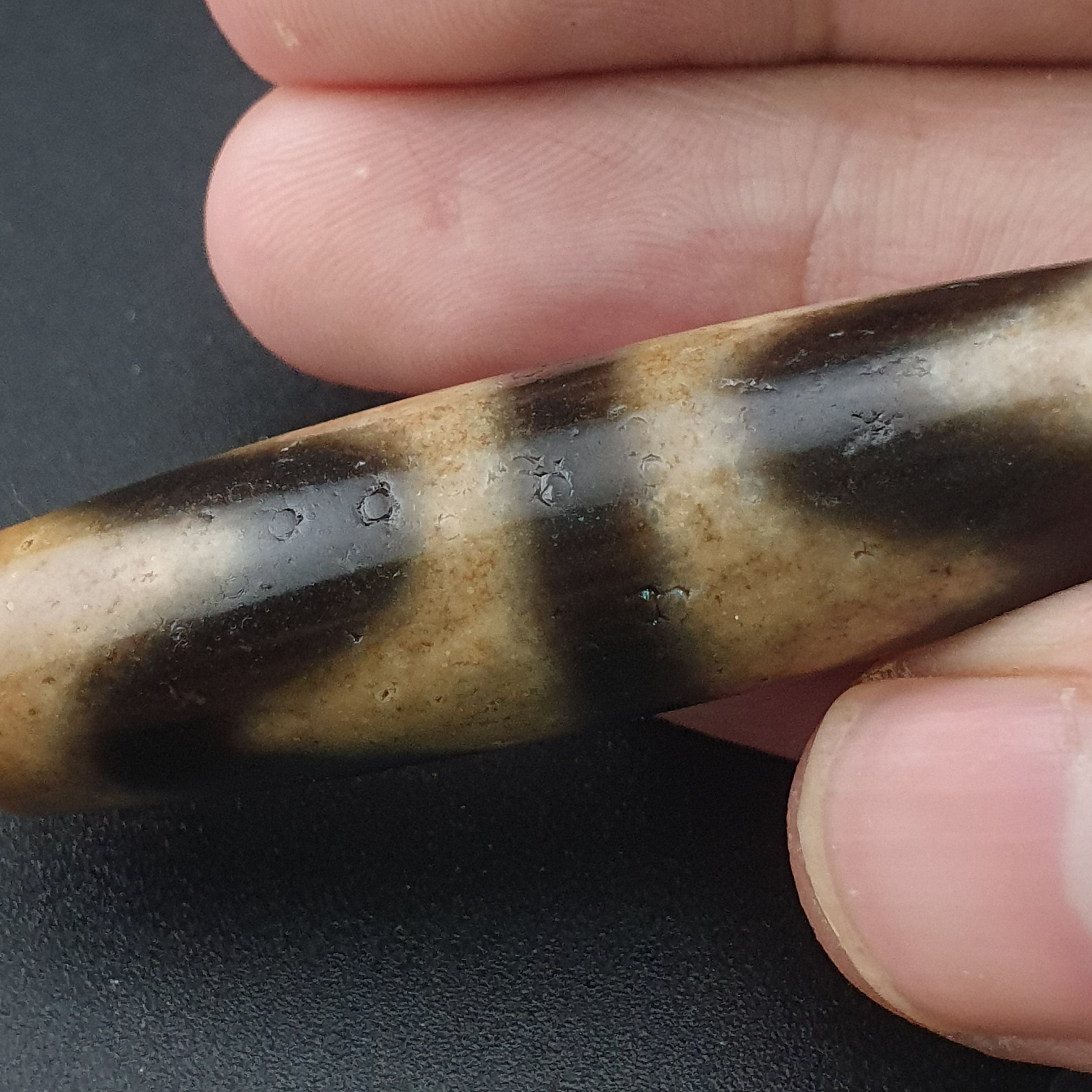 Vintage Himalayan Tibetan Agate ZigZag & Stripe Pattern Agate Dzi Bead Amulet