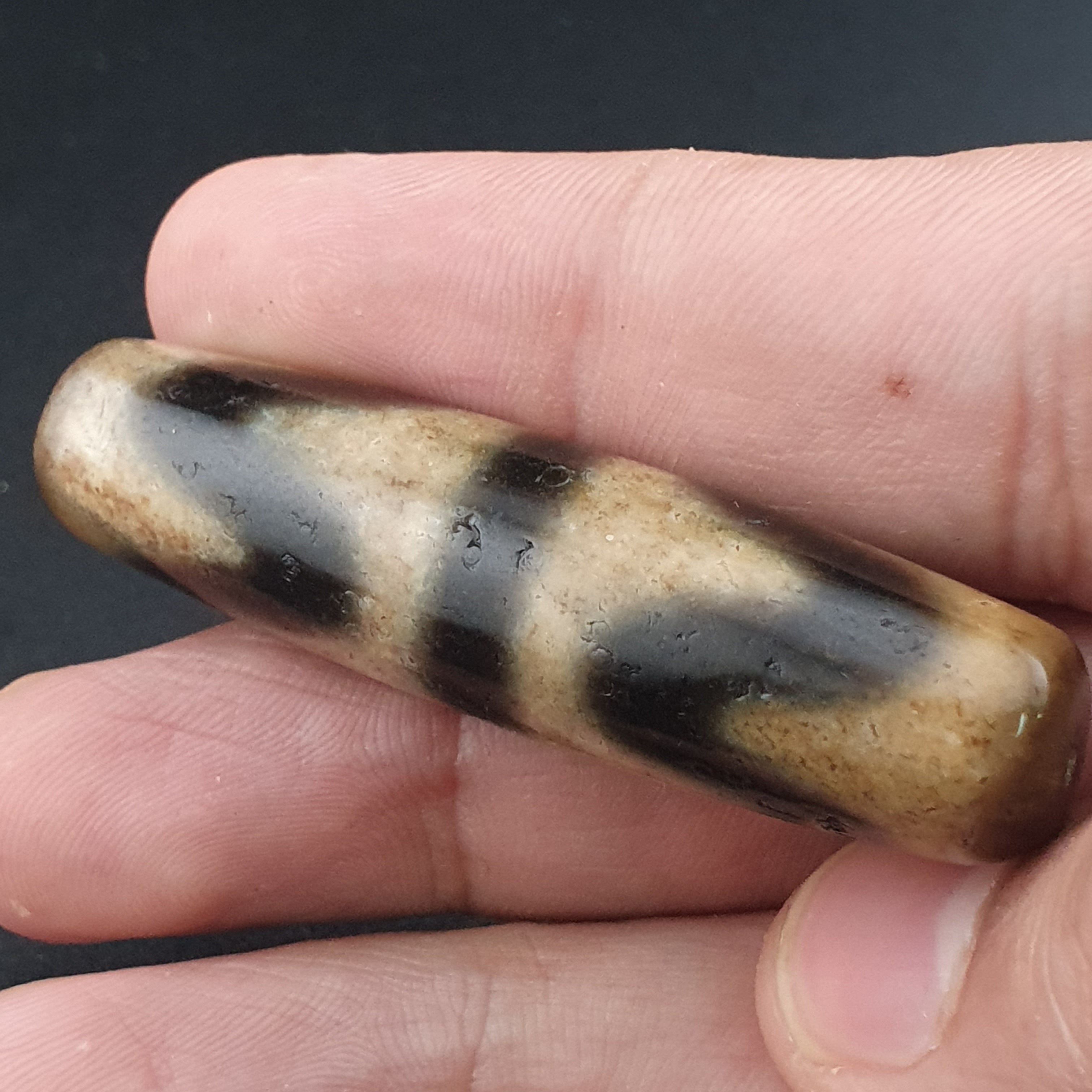 Vintage Himalayan Tibetan Agate ZigZag & Stripe Pattern Agate Dzi Bead Amulet