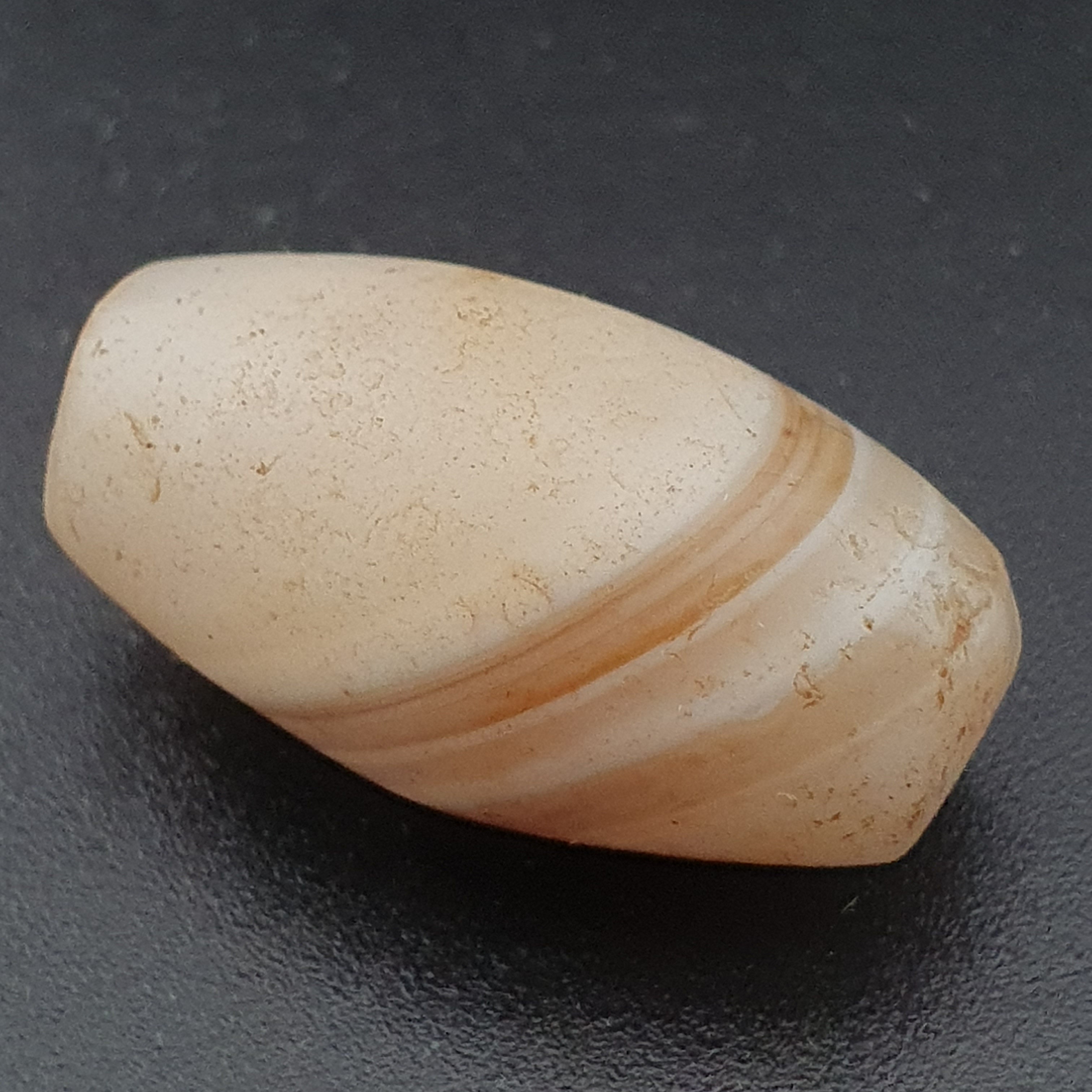 Ancient Natural Pattern White Agate Bead Amulet