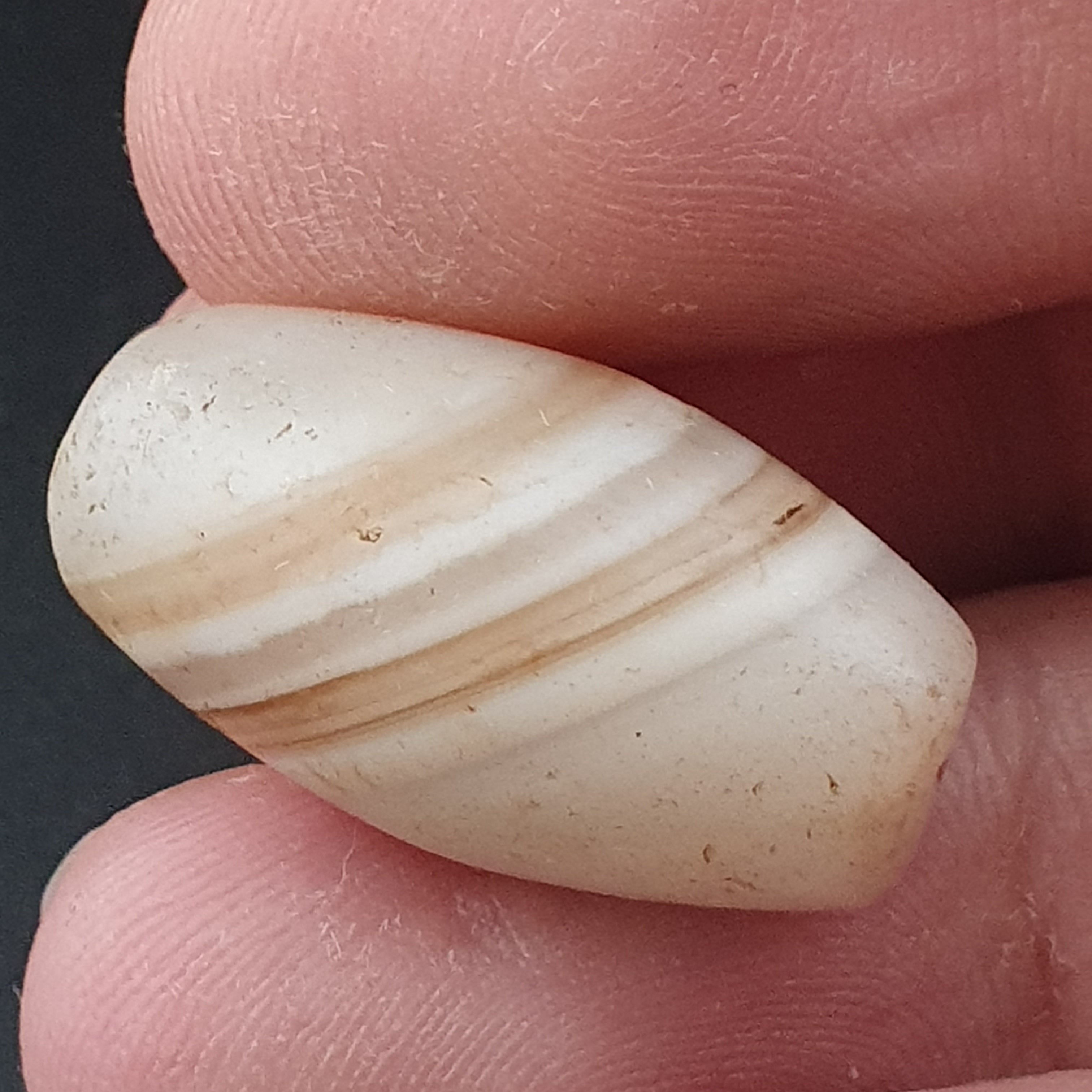 Ancient Natural Pattern White Agate Bead Amulet
