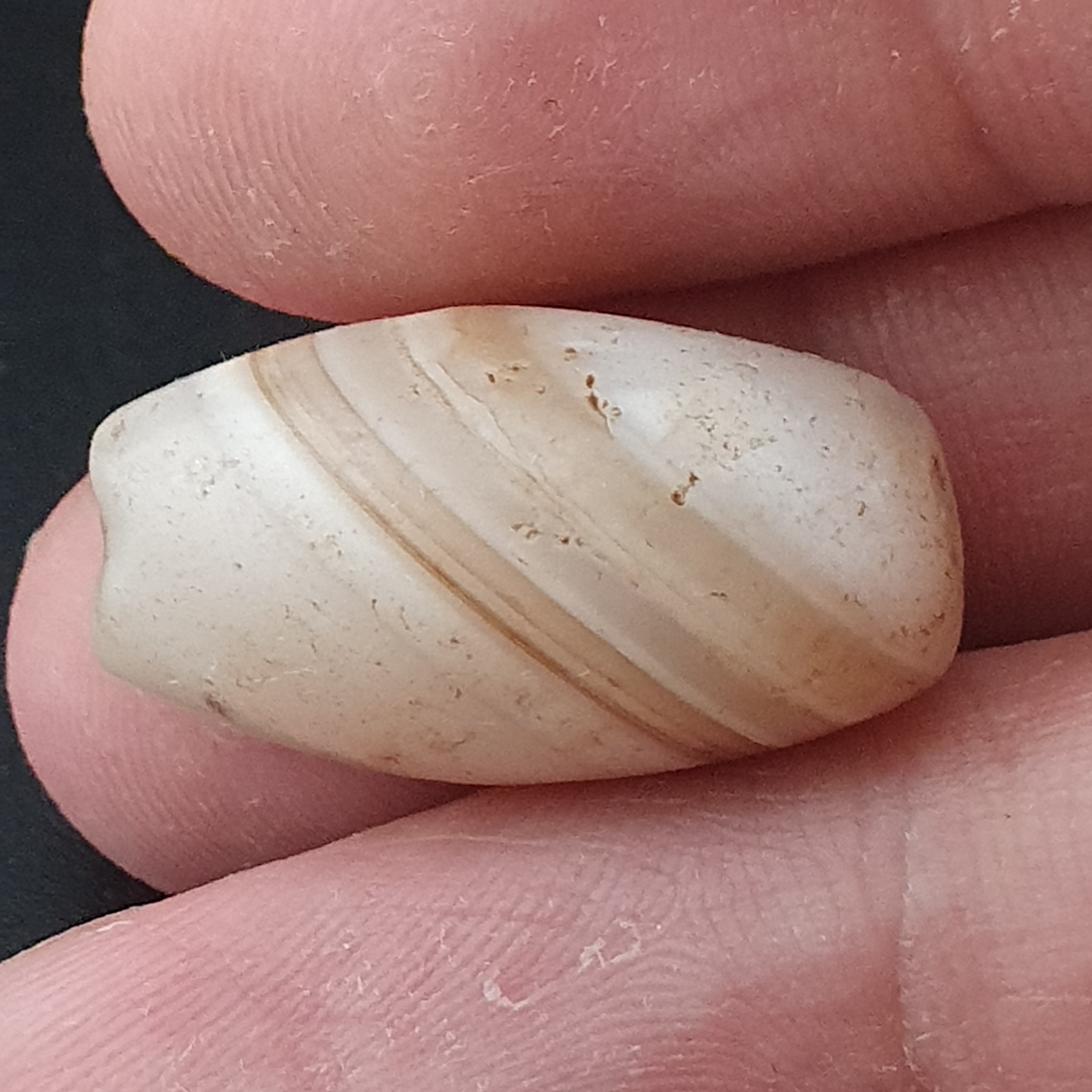 Ancient Natural Pattern White Agate Bead Amulet