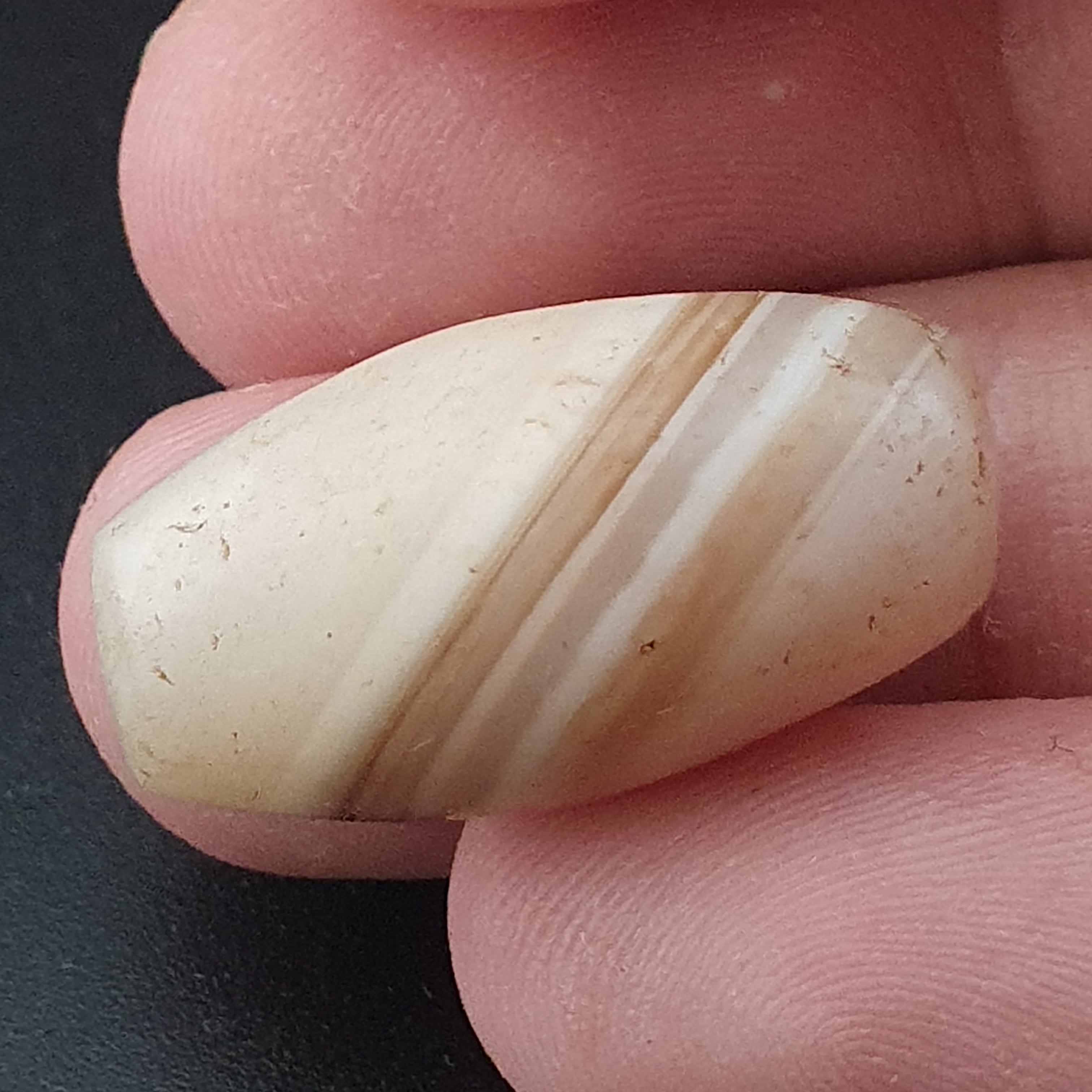 Ancient Natural Pattern White Agate Bead Amulet