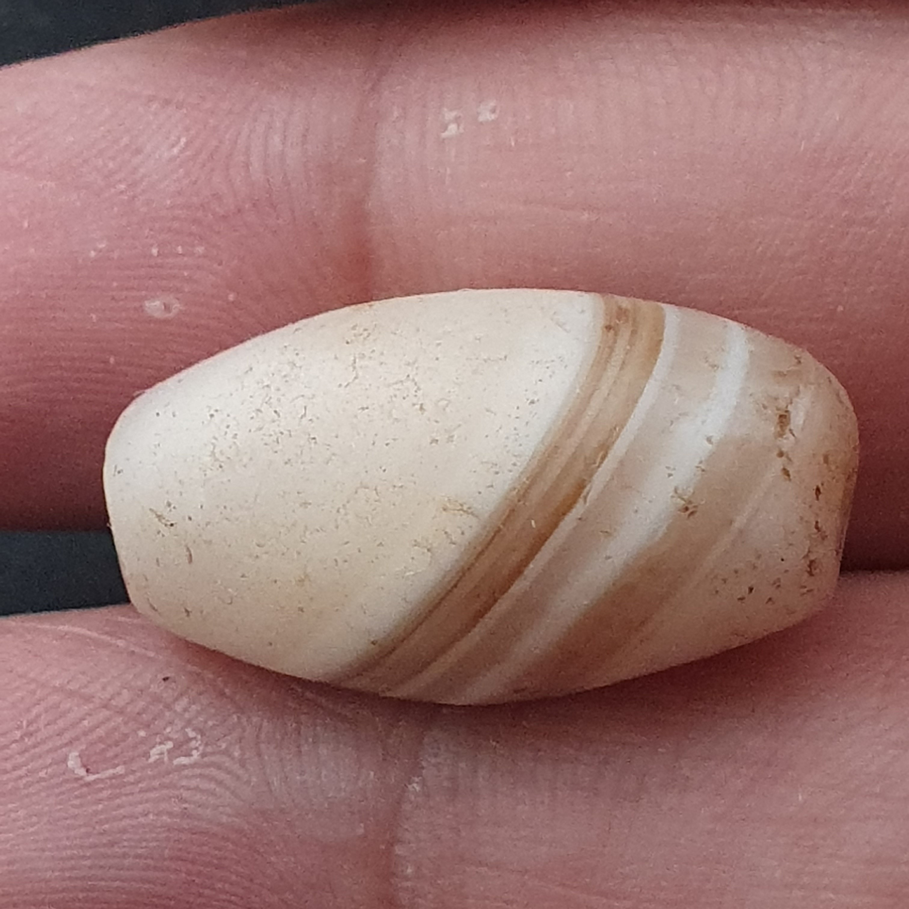 Ancient Natural Pattern White Agate Bead Amulet