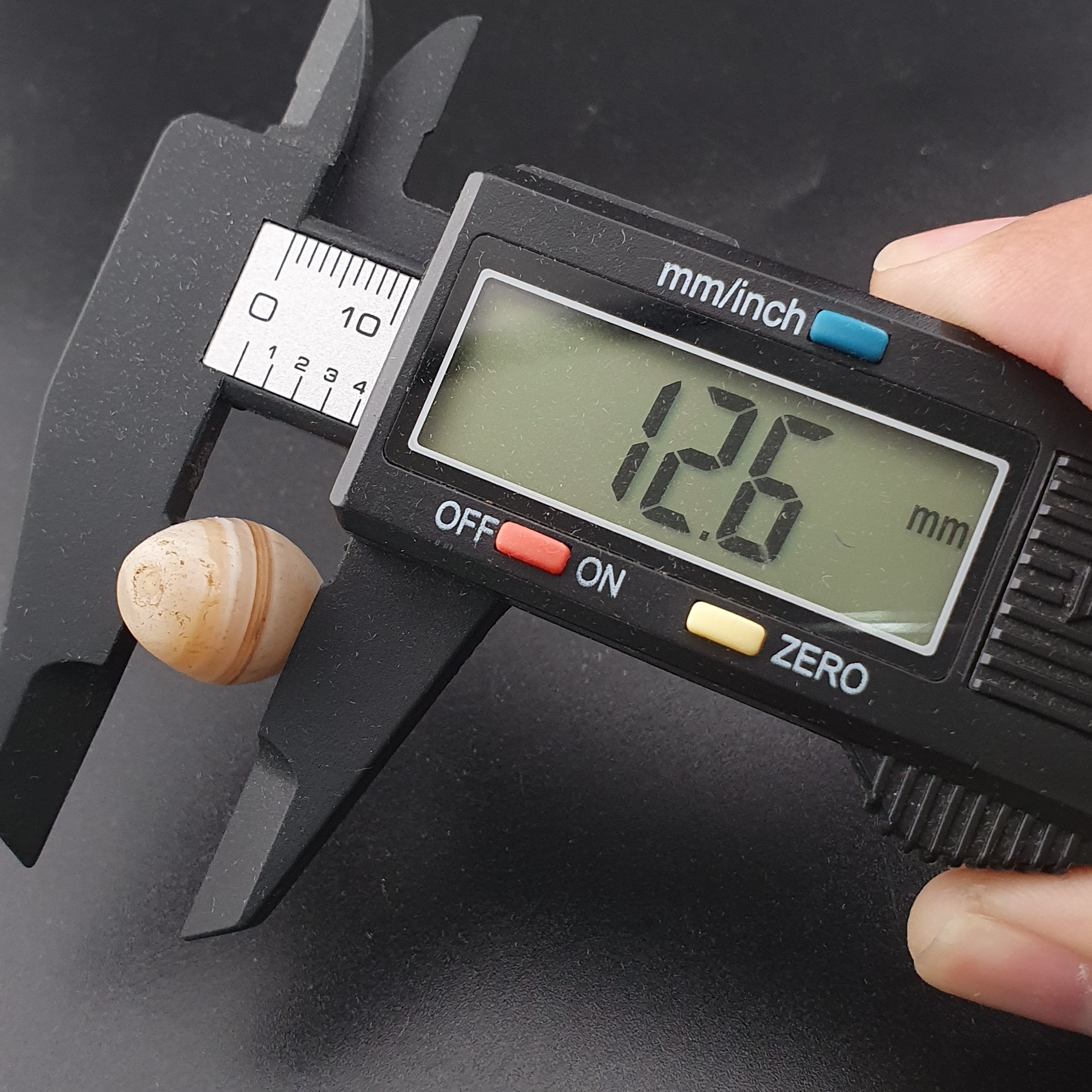 Ancient Natural Pattern White Agate Bead Amulet