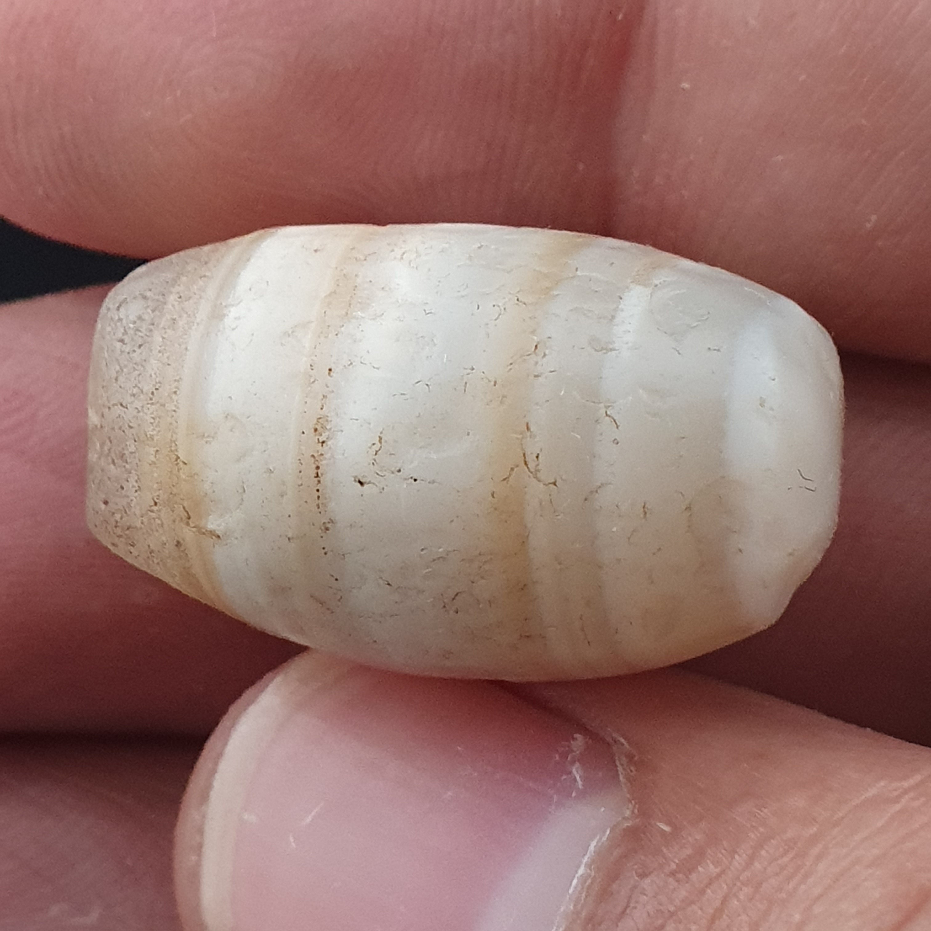 Ancient Natural Pattern White Old Agate Bead Amulet