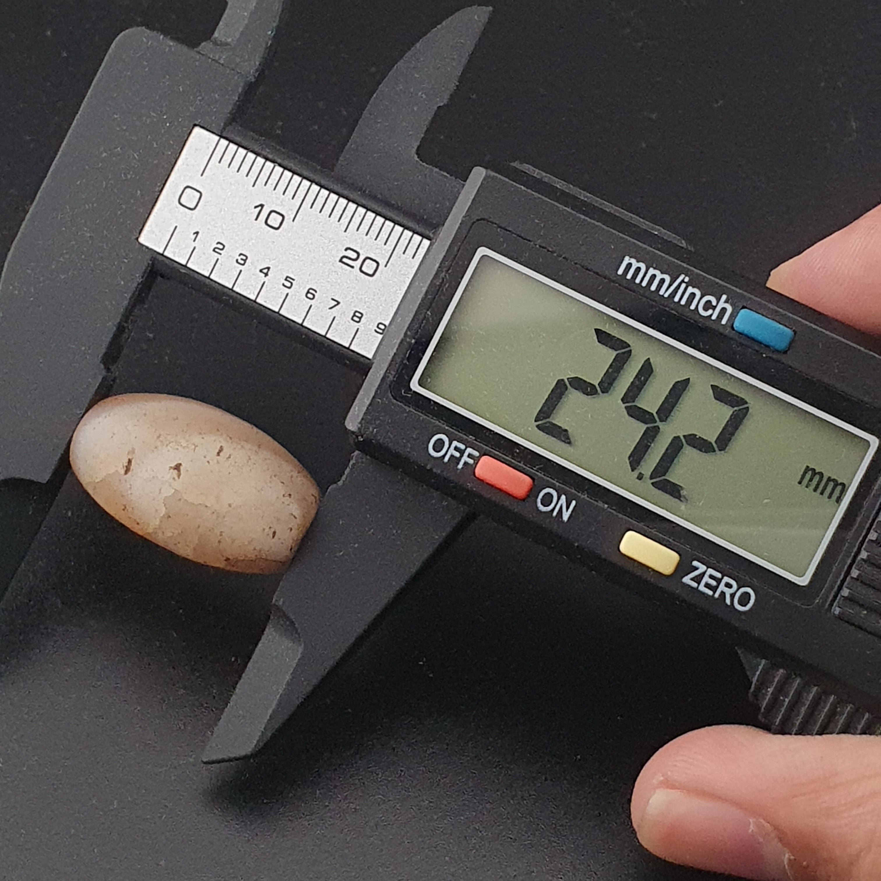 Ancient Natural Suliemani White Brown Old Agate Bead Amulet