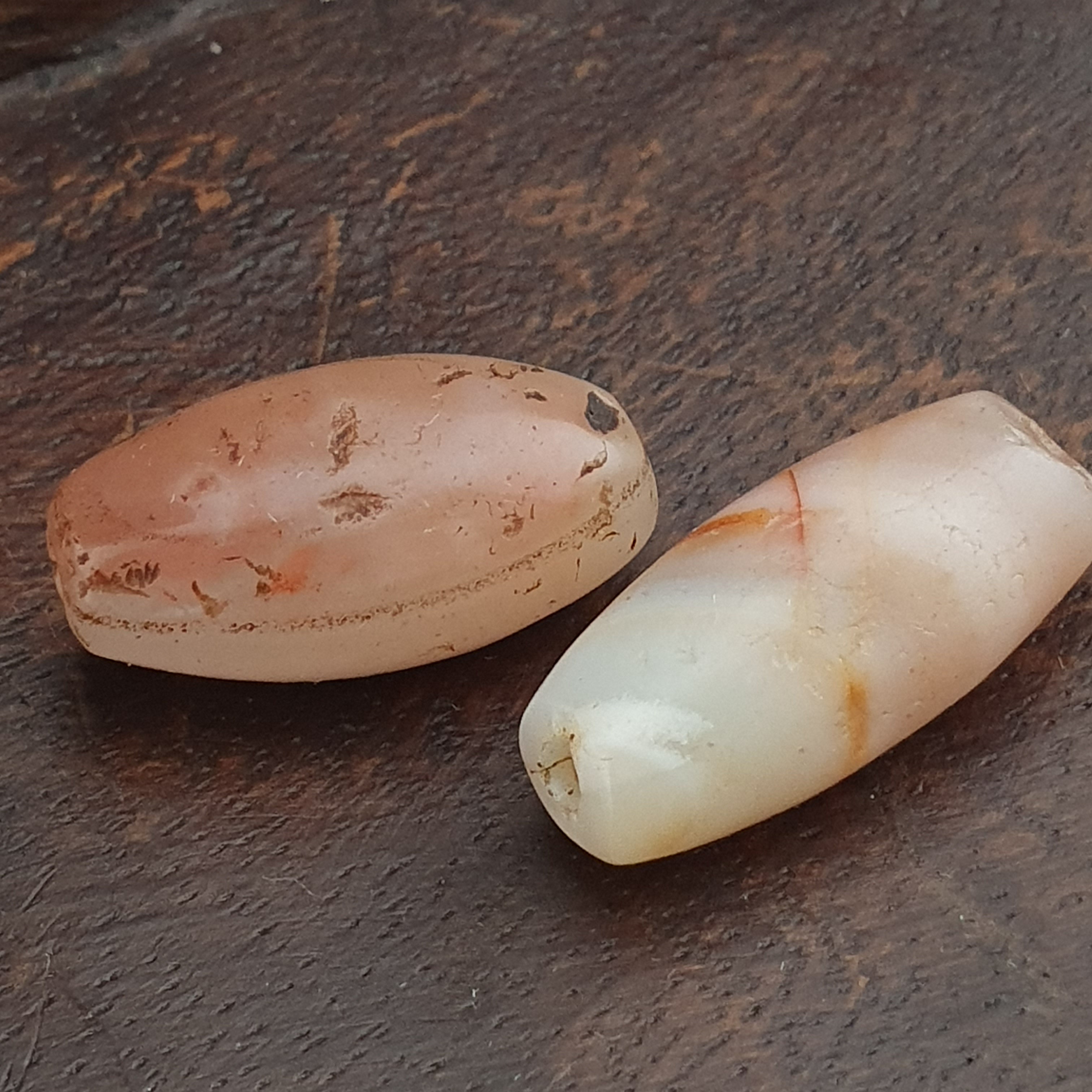 Lot of 2 Rare Ancient Reddish Suliemani Eye Pattern Agate Beads