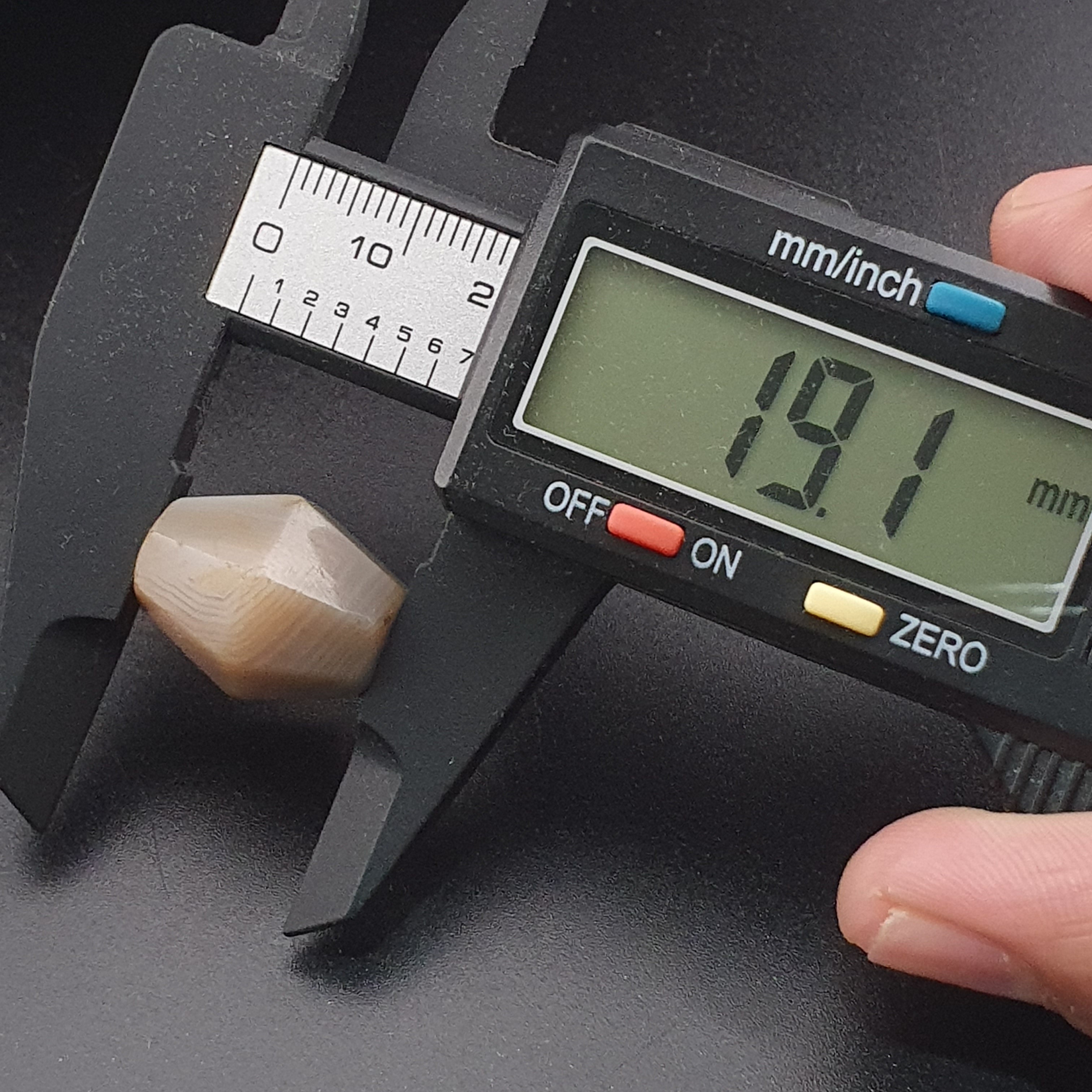 Ancient Natural Eye Pattern Suliemani Gray Agate Bead Amulet