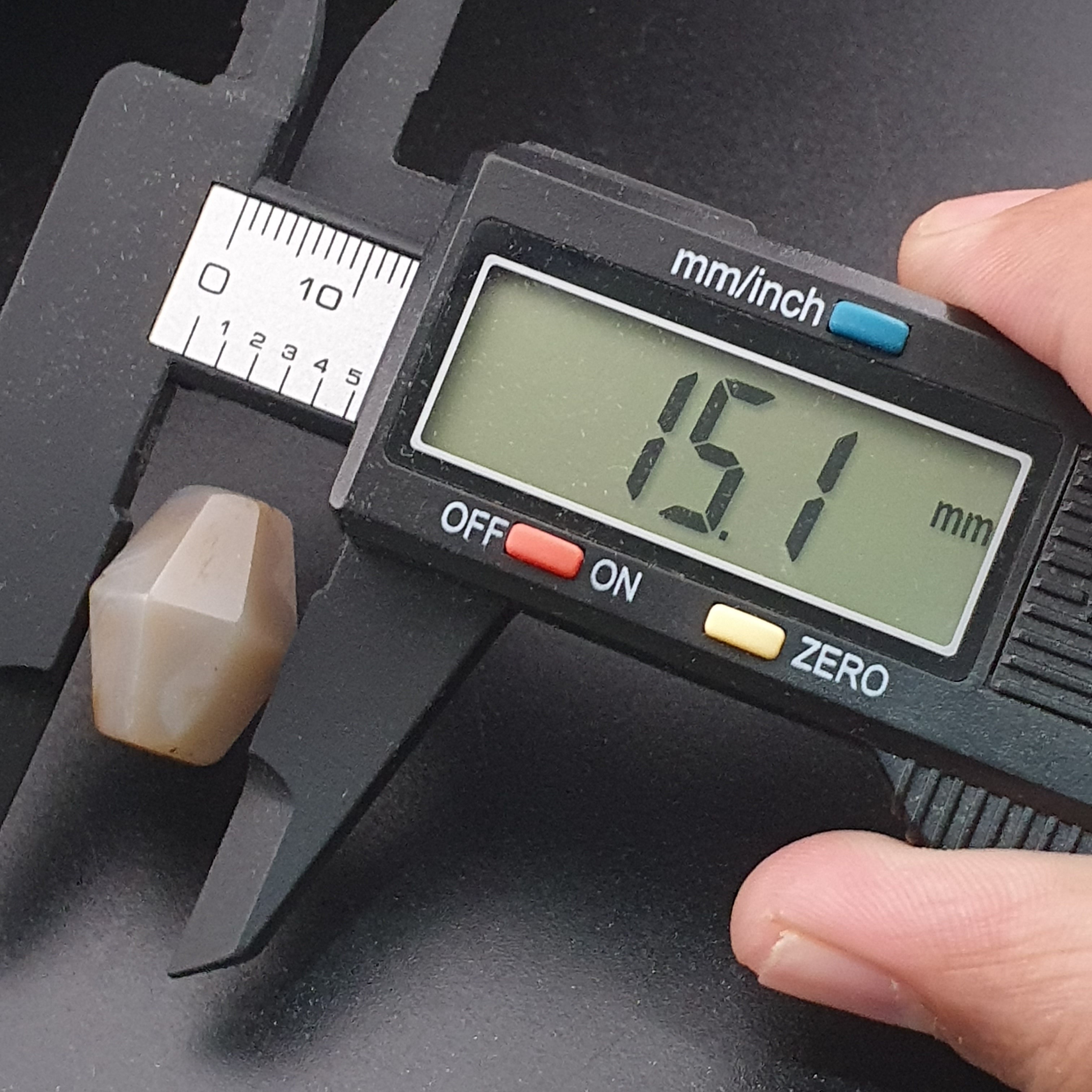 Ancient Natural Eye Pattern Suliemani Gray Agate Bead Amulet