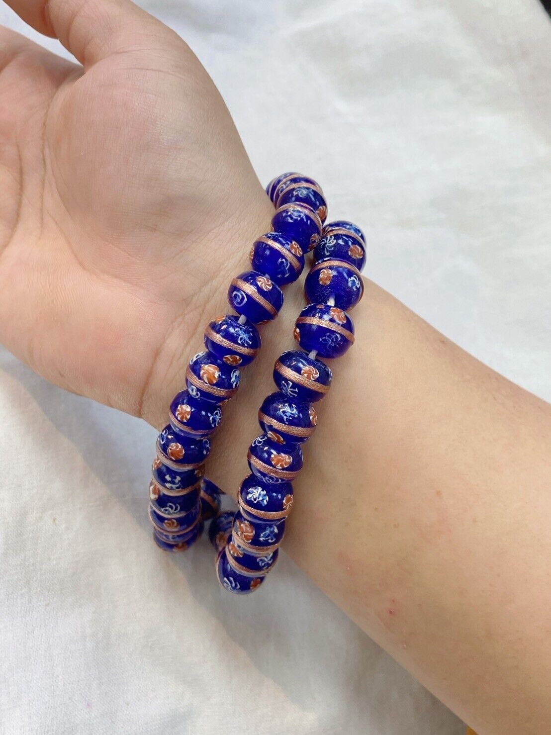 VINTAGE BEAUTIFUL MURANO MILLEFIORI ARTFancy  13MM GLASS BEADED Strand 52CM Long