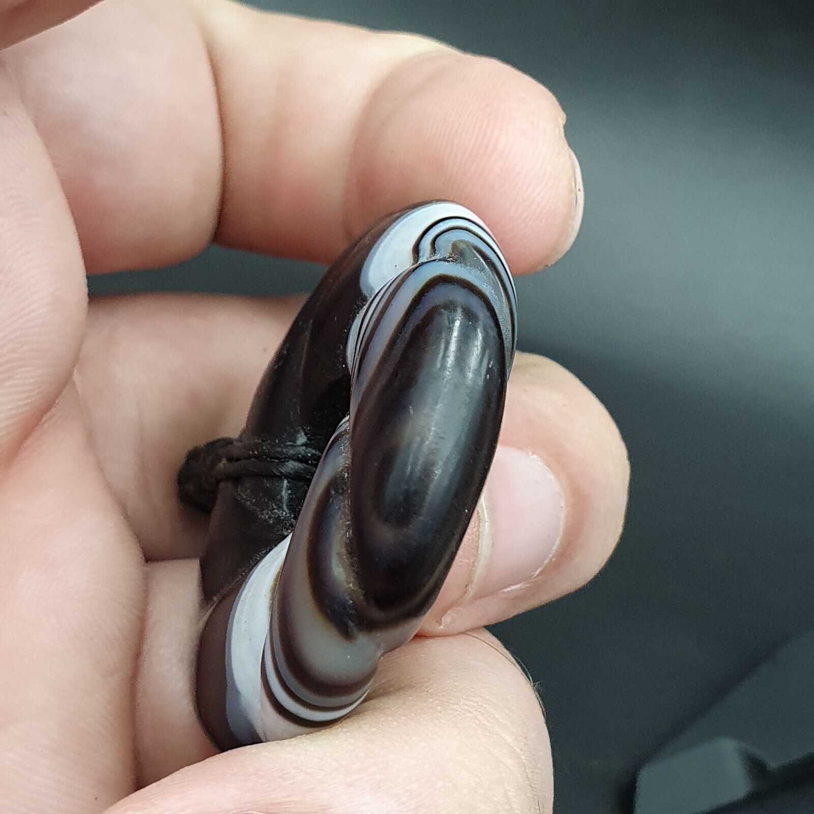 Old Himalayan Indo Tibetan Suleimani Carving Agate Donut Amulet Bead #1119