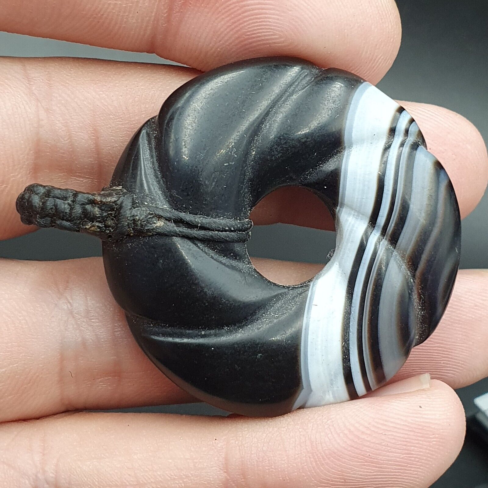 Old Himalayan Indo Tibetan Suleimani Carving Agate Donut Amulet Bead #1119