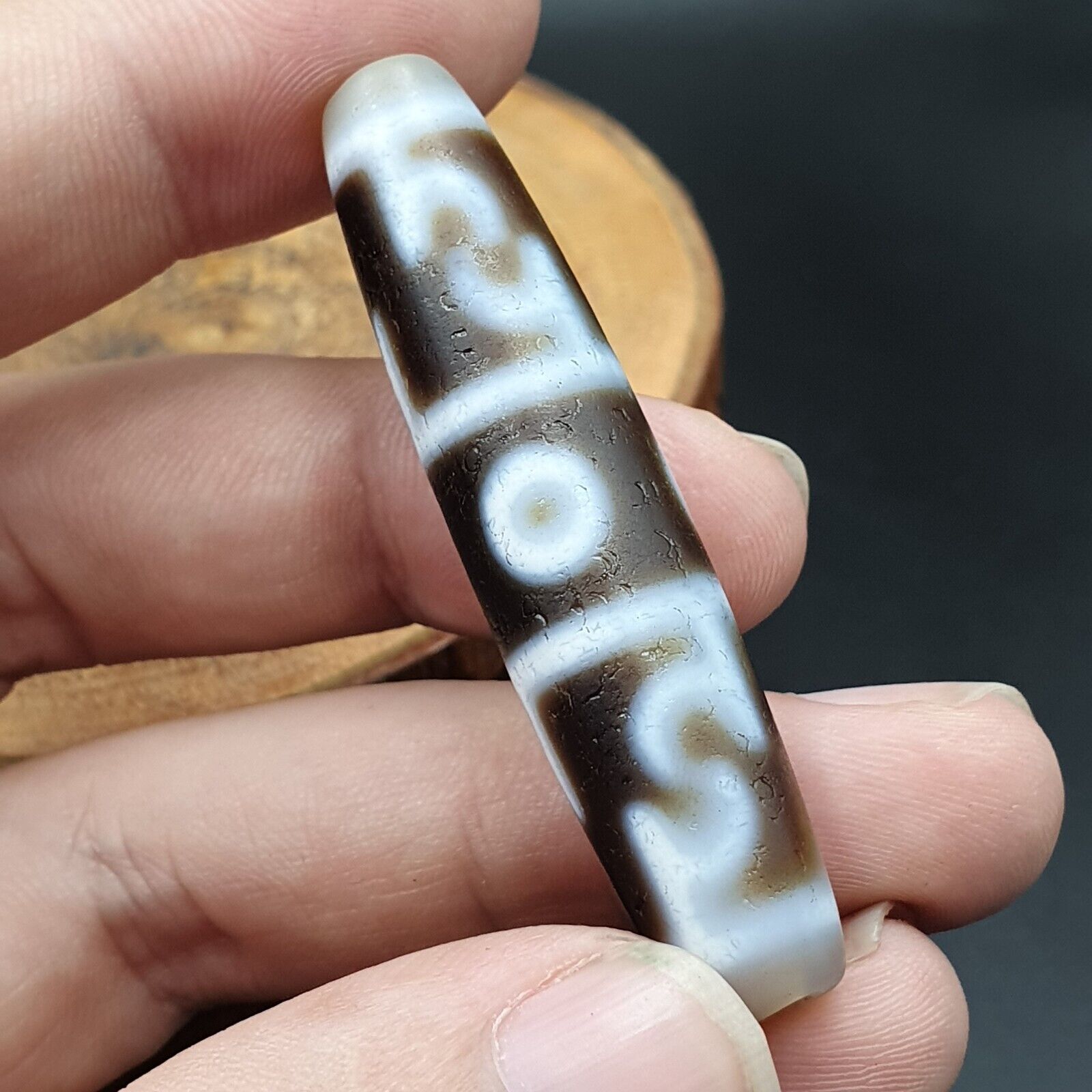 Vintage Old Himalayan Indo Tibetan 5 Eyes pattern Dzi Amulet Pendant Bead B26