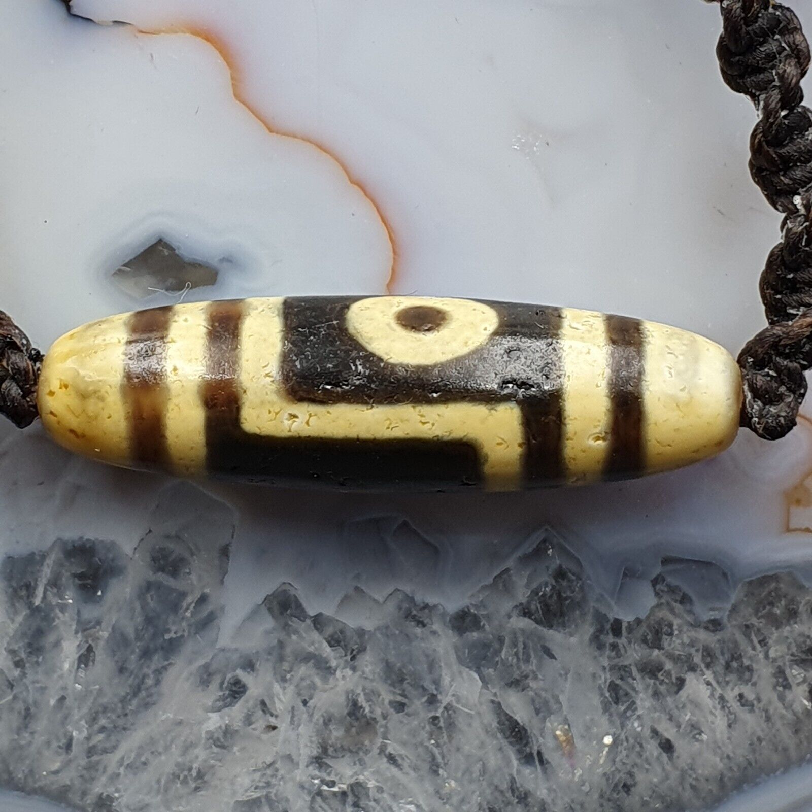 S4 Vintage Old Tibetan 2 Eyes Agate stone Dzi Bead Amulet with 18" wax thread