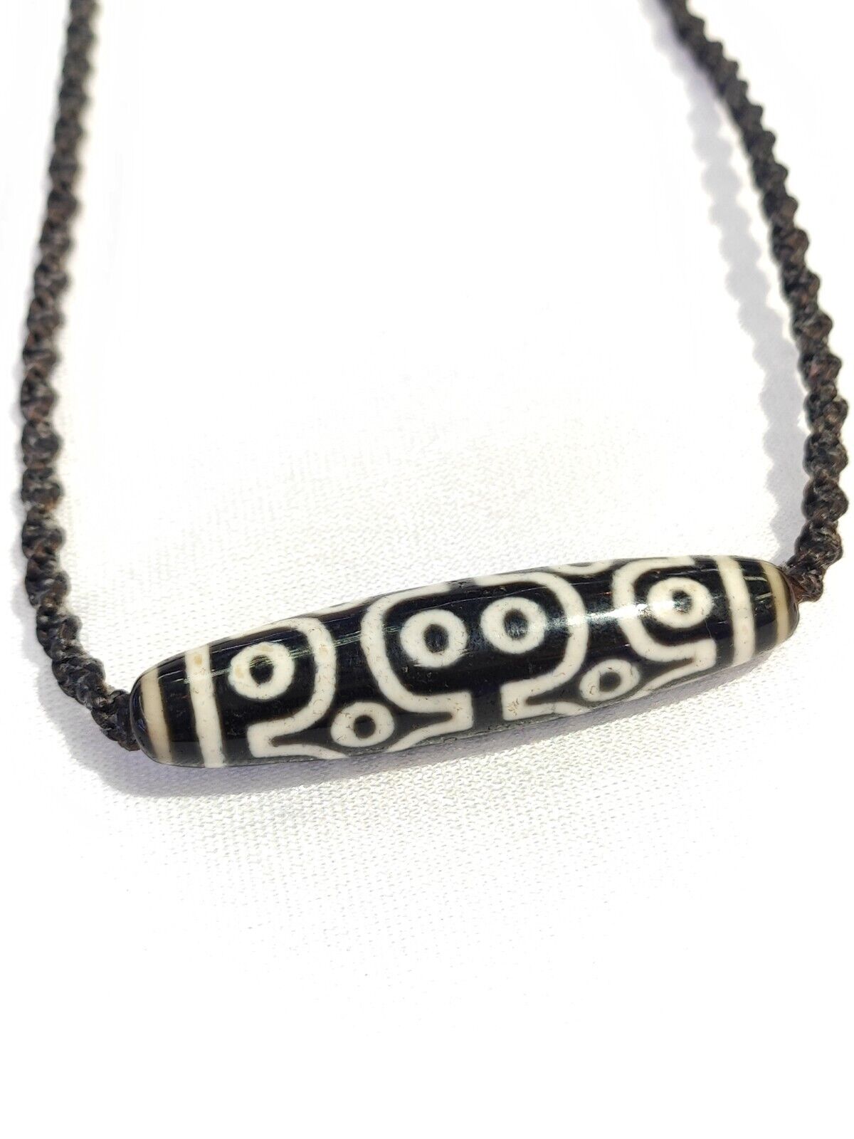 Vintage Old Tibetan 12 Eyes Agate stone Dzi Bead Amulet with 18" wax thread S1