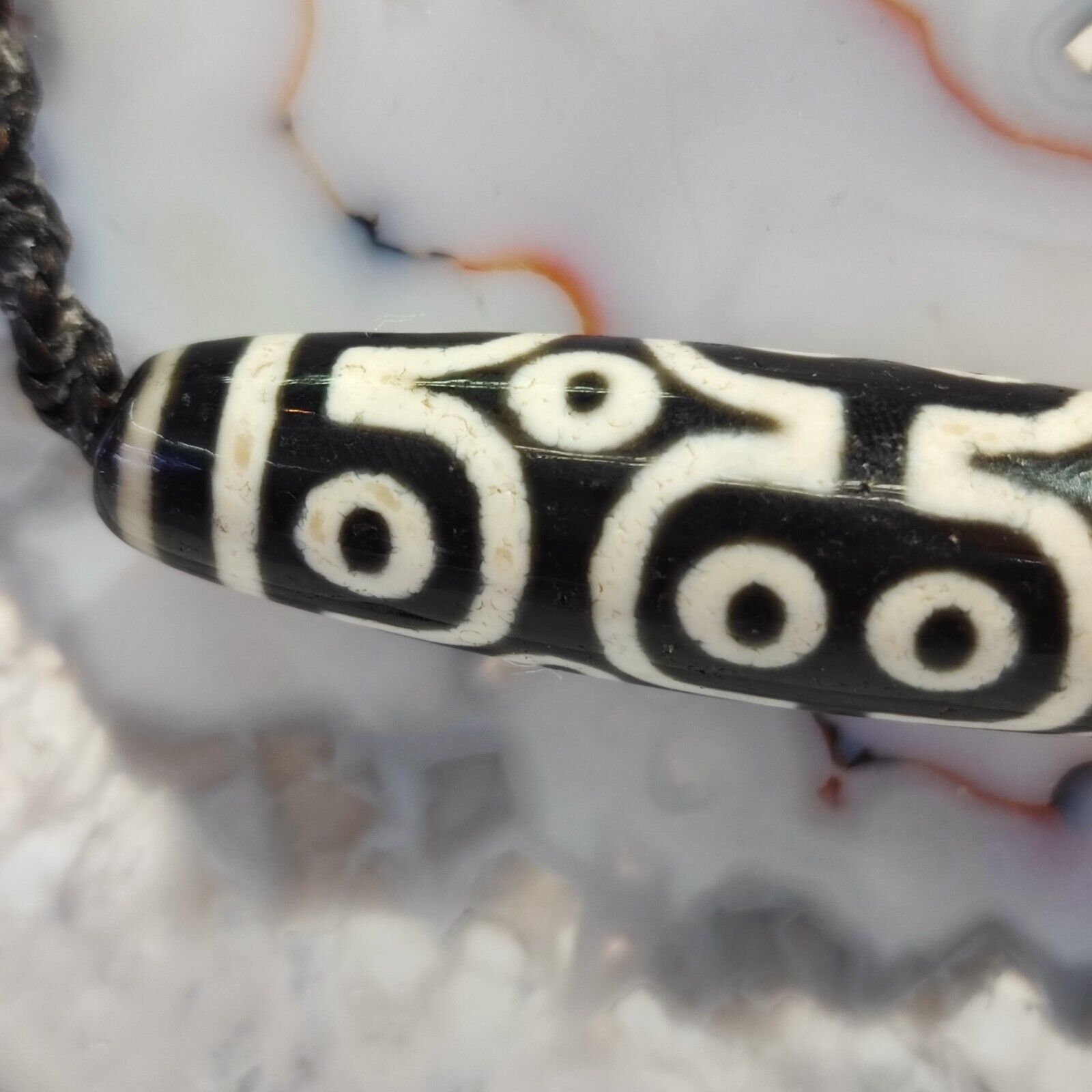 Vintage Old Tibetan 12 Eyes Agate stone Dzi Bead Amulet with 18" wax thread S1