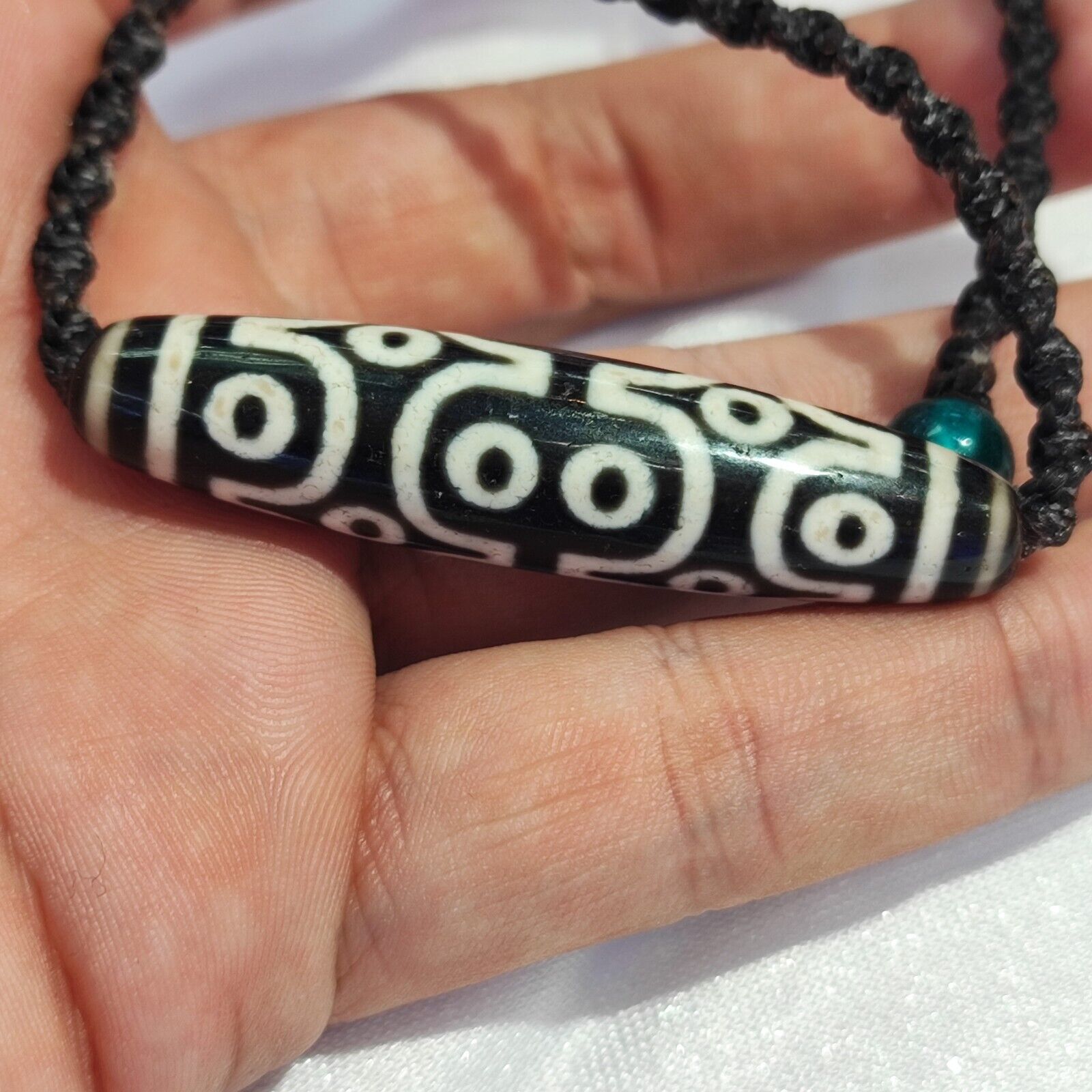 Vintage Old Tibetan 12 Eyes Agate stone Dzi Bead Amulet with 18" wax thread S1