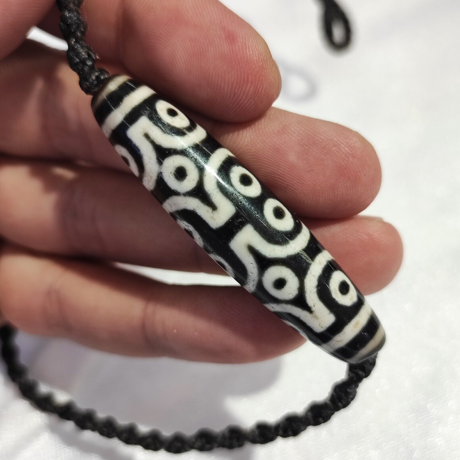 Vintage Old Tibetan 12 Eyes Agate stone Dzi Bead Amulet with 18" wax thread S1